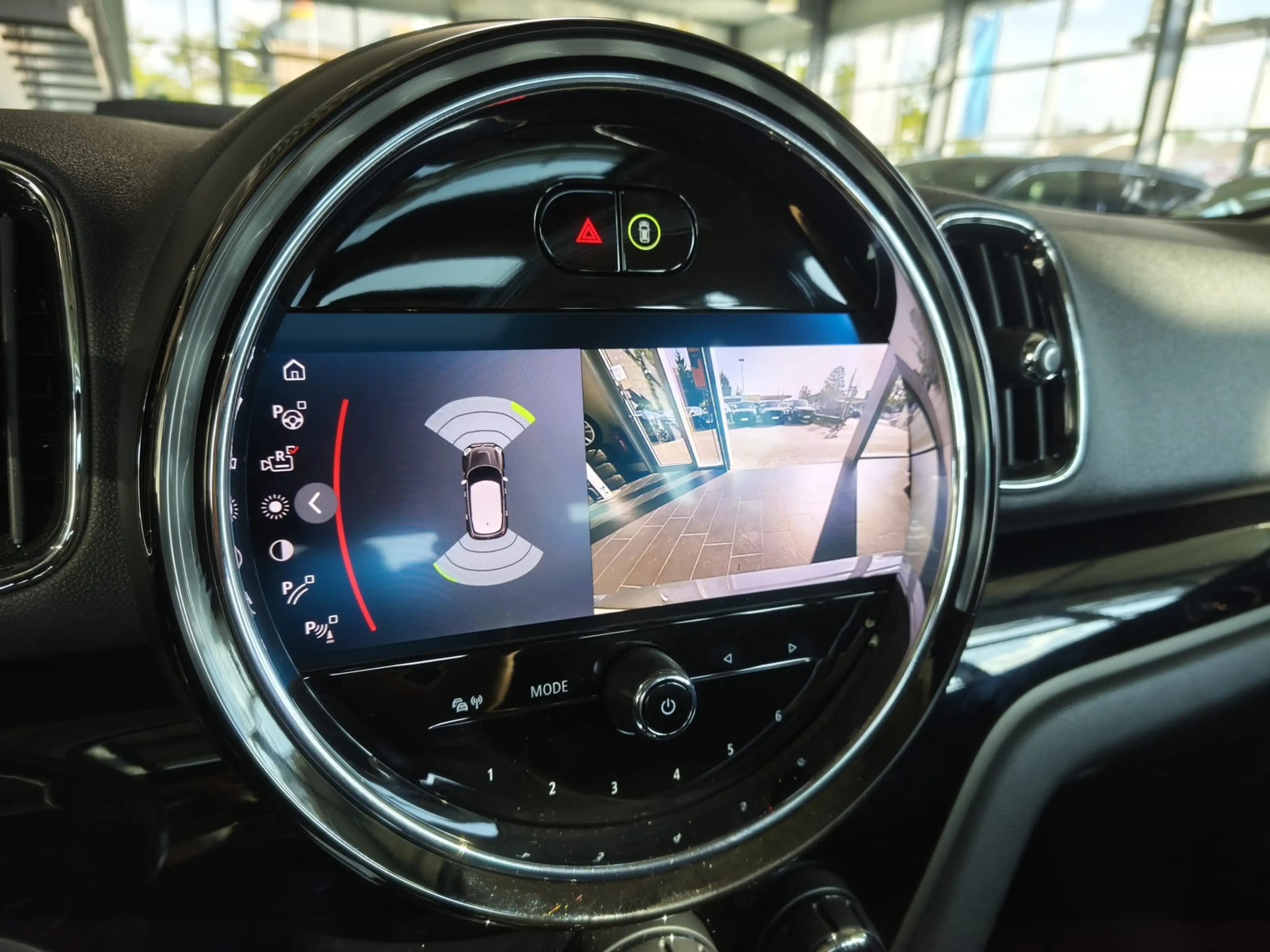 MINI Cooper Countryman ALL4 Navi/RFK/Pano/Komf.Zugang — photo 11