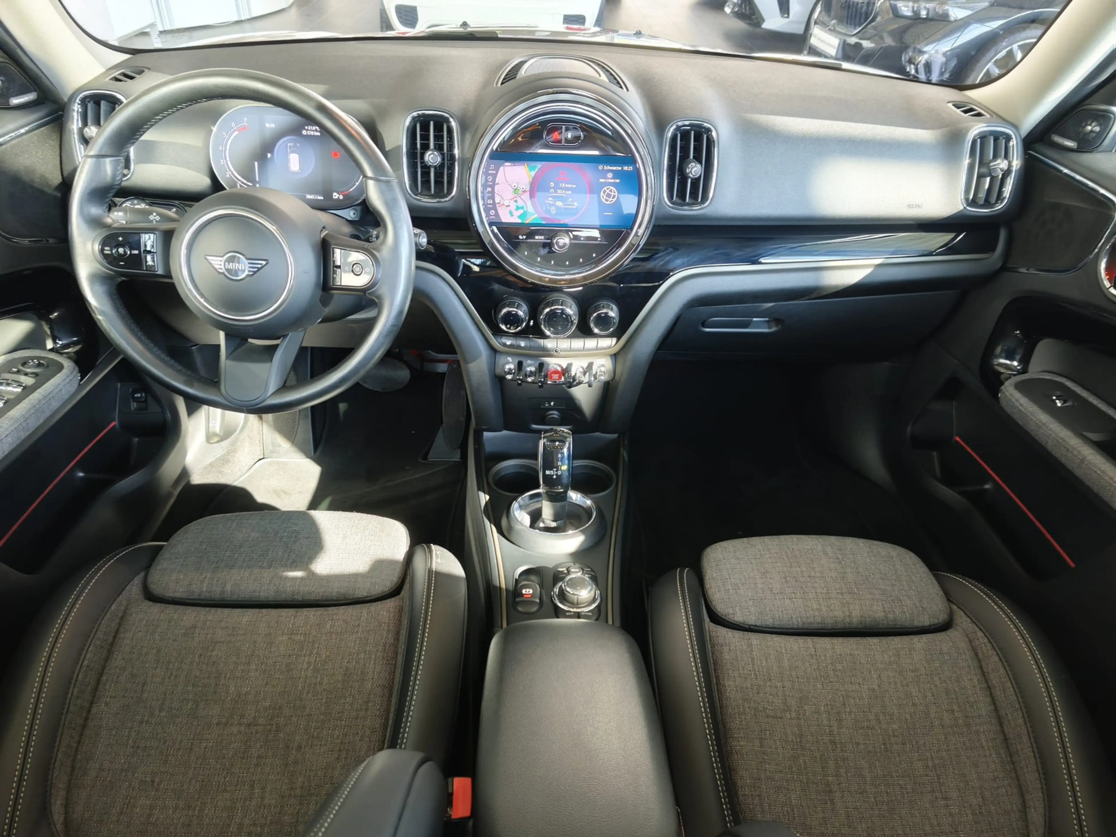 MINI Cooper Countryman ALL4 Navi/RFK/Pano/Komf.Zugang — photo 14