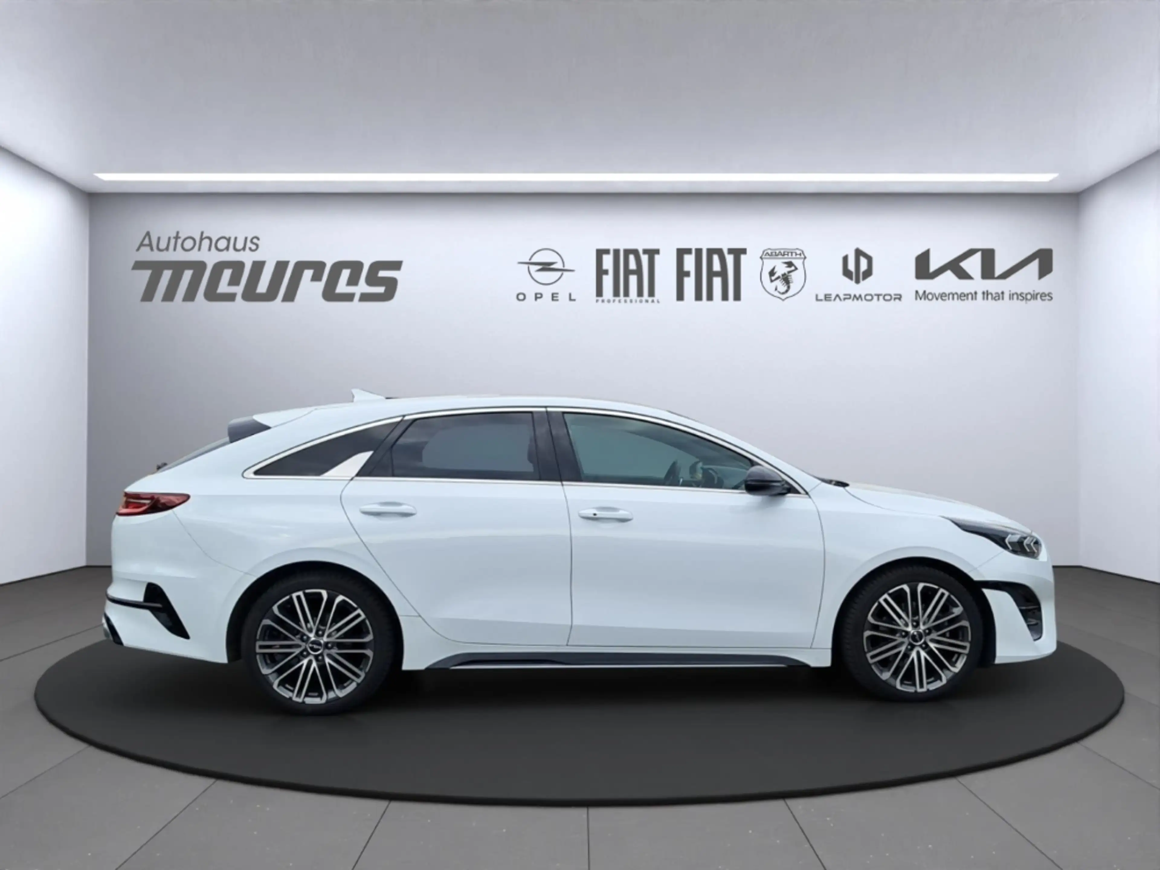 Kia ProCeed / pro_cee'd GT Line 1.5 T-GDI DCT inkl. Winterräder 18 Zoll Na — photo 5