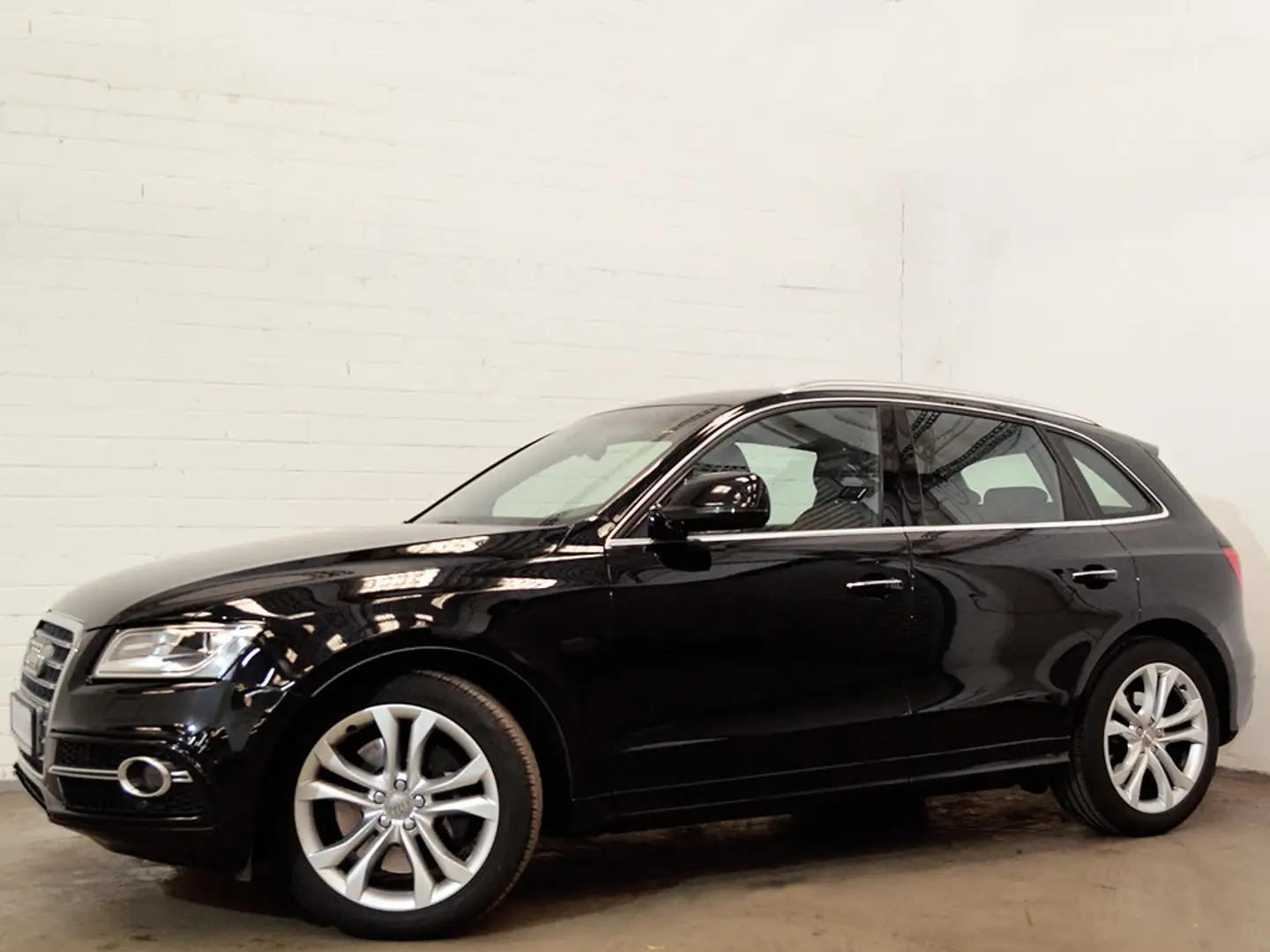 Audi SQ5 3.0 TDI qu. *1.Hand Scheckheft 20Zoll AHK* Fekete - 2