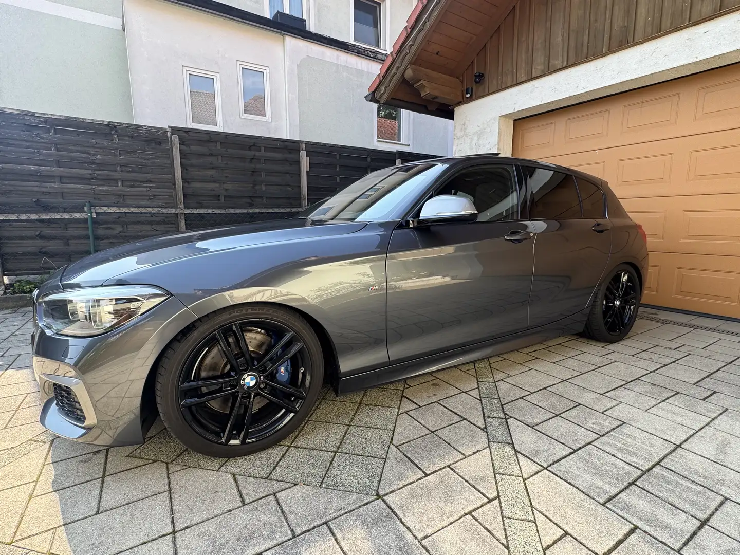 BMW 140 M140i xDrive Aut. Grau - 2