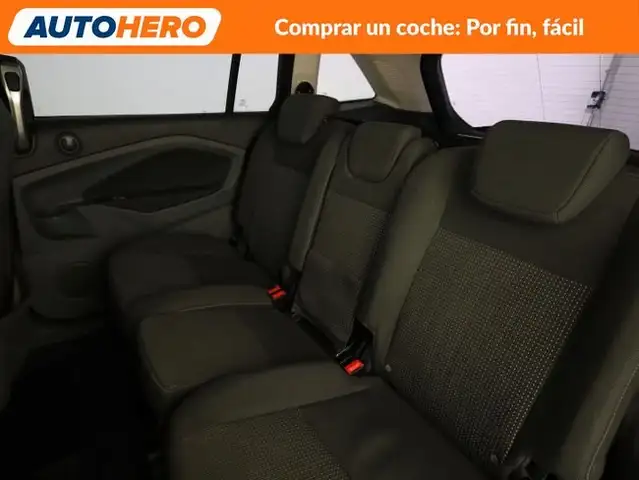Ford C-Max view 15