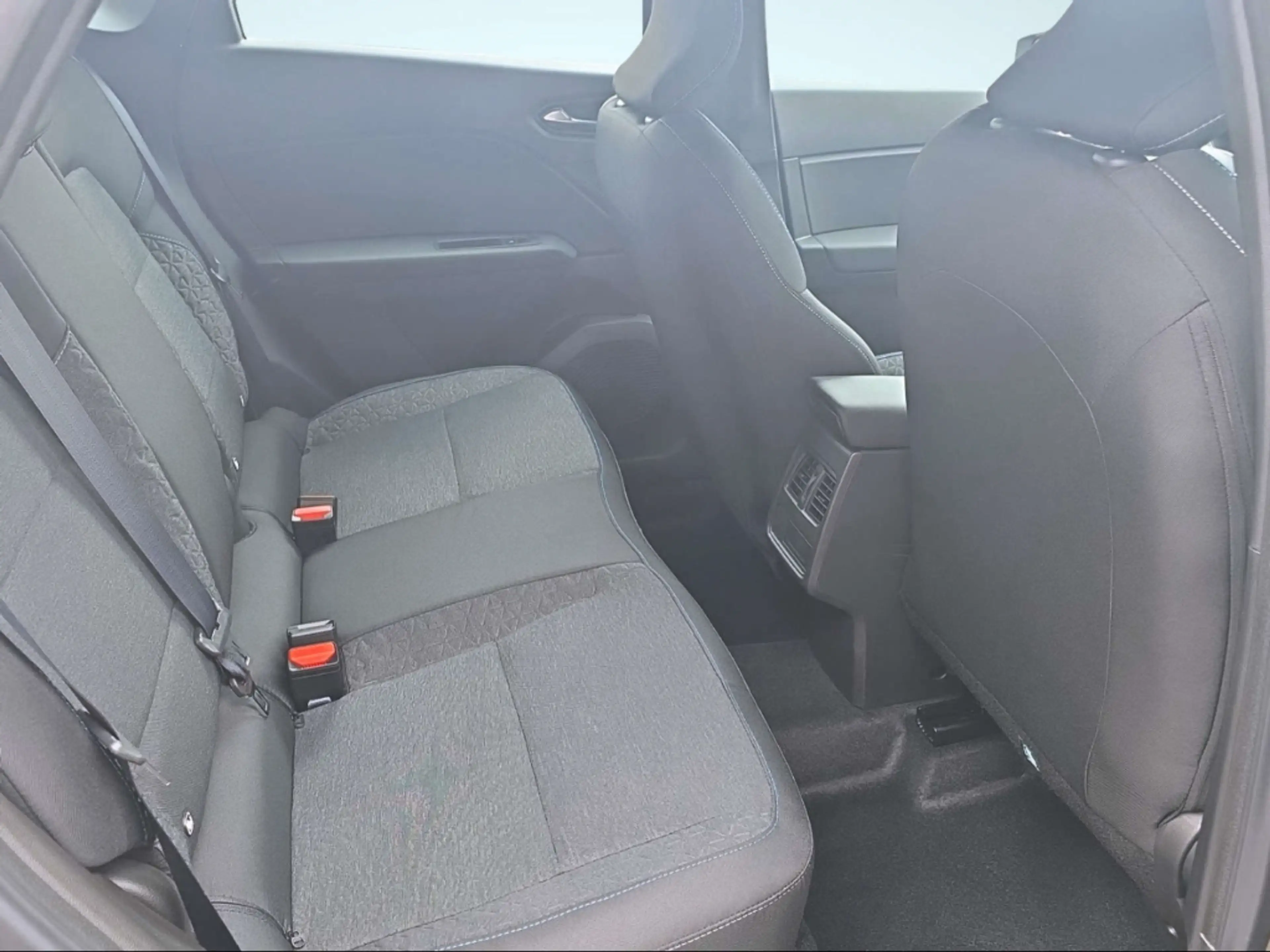 Mitsubishi Grandis Diamant Plus 1,3 l LED Spurhalteass. Verkehrszeich — photo 10
