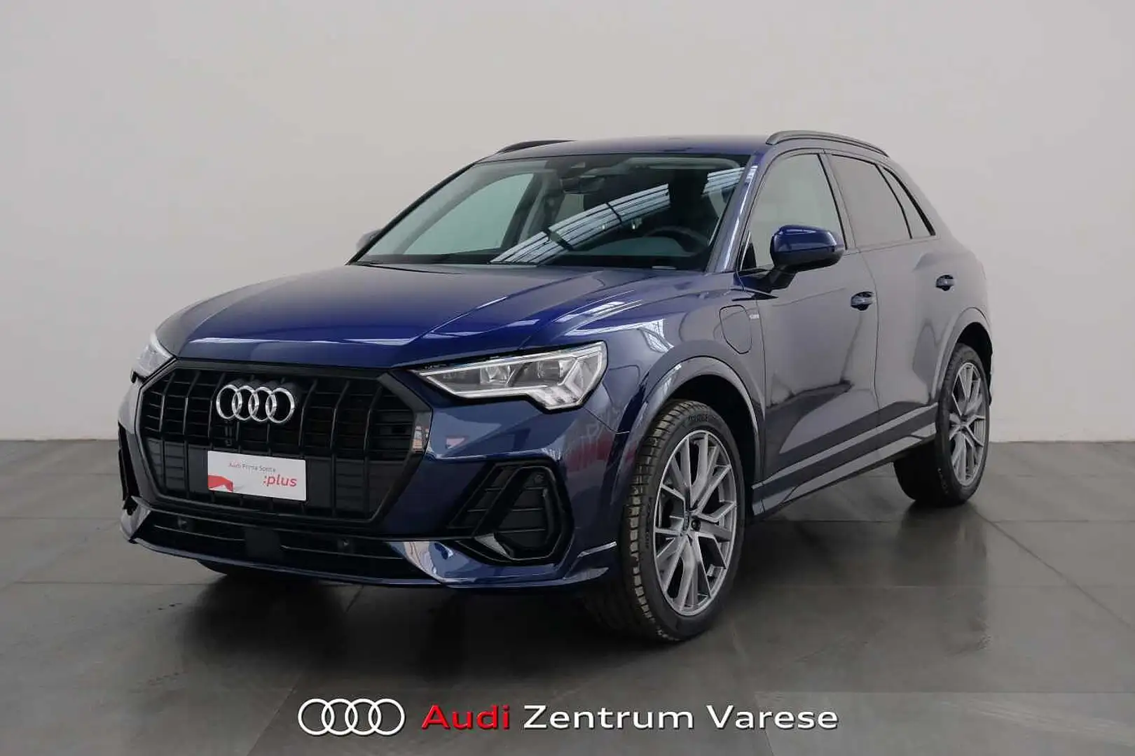 Audi Q3 45 TFSI-E 245cv Stronic Sline Edition Blu/Azzurro - 1