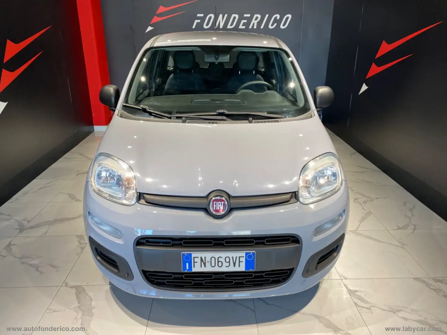 Fiat Panda 1.2 Lounge Gris - 1