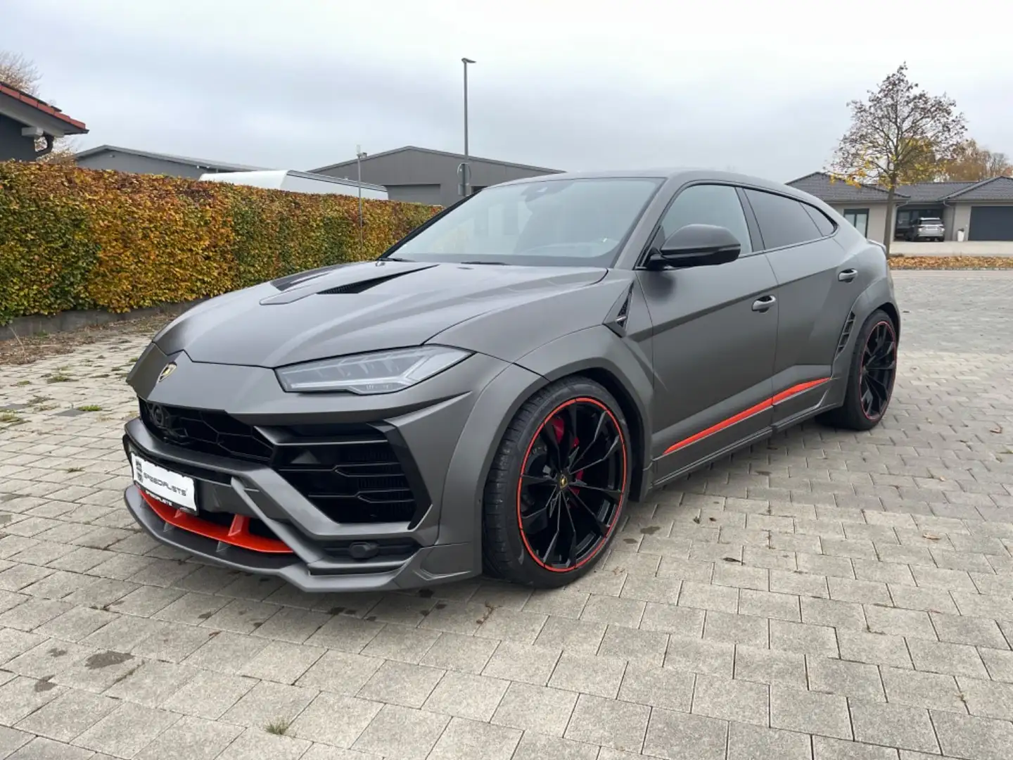 Lamborghini Urus NOVITEC ESTESO WIDEBODY Graphite Capsule Ed Gris - 1