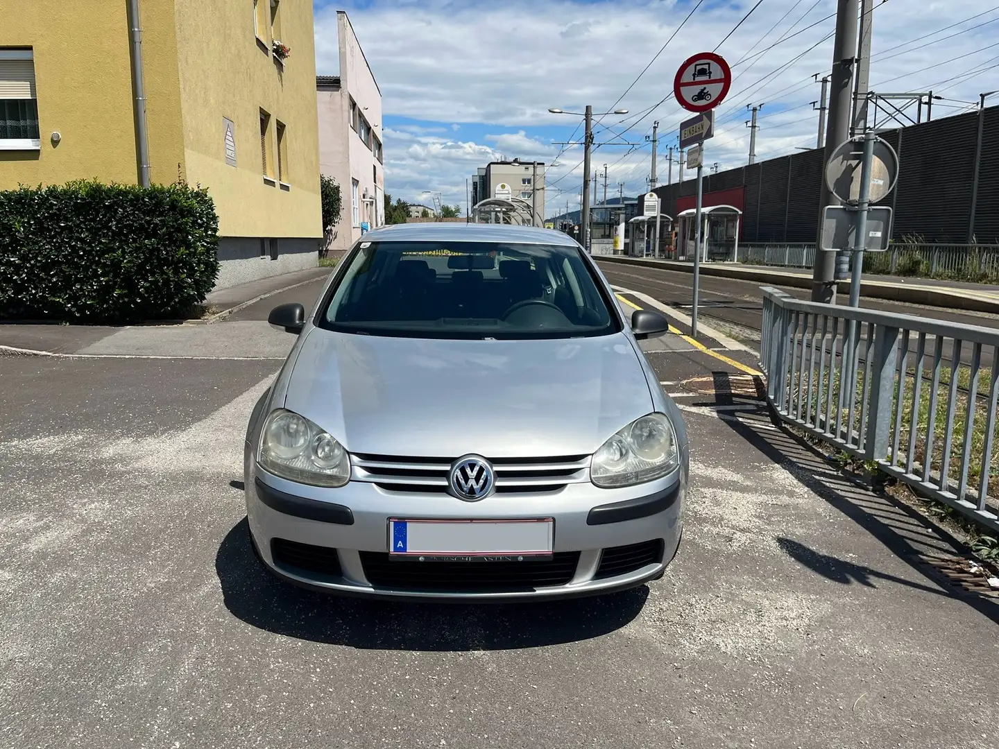 Volkswagen Golf Comfortline 1,9 TDI DPF - 1