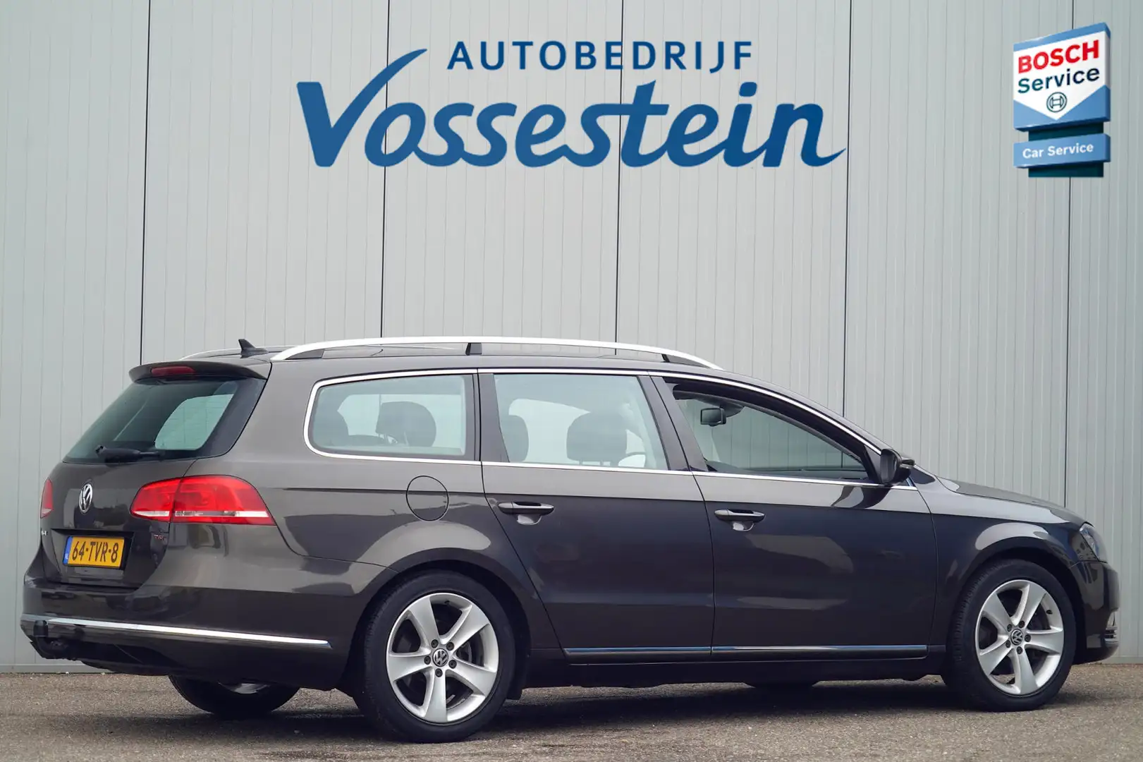 Volkswagen Passat Variant 1.8 TSI Highline / NL-Auto / Side-Assist / 7 Zitpl Marrón - 2
