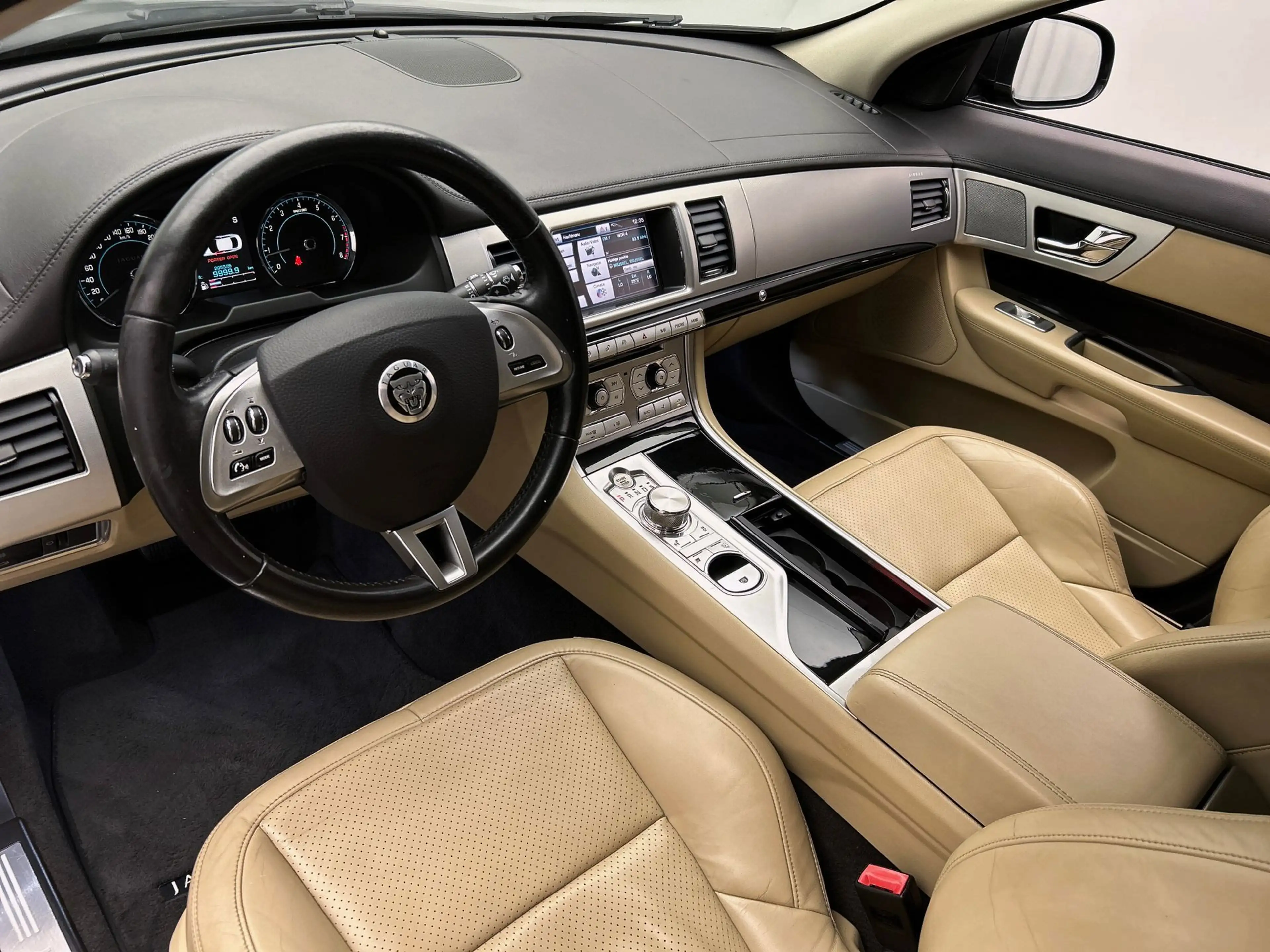 Jaguar XF 3.0 V6 AWD Premium Business Edition 340PK |Leder | — photo 13