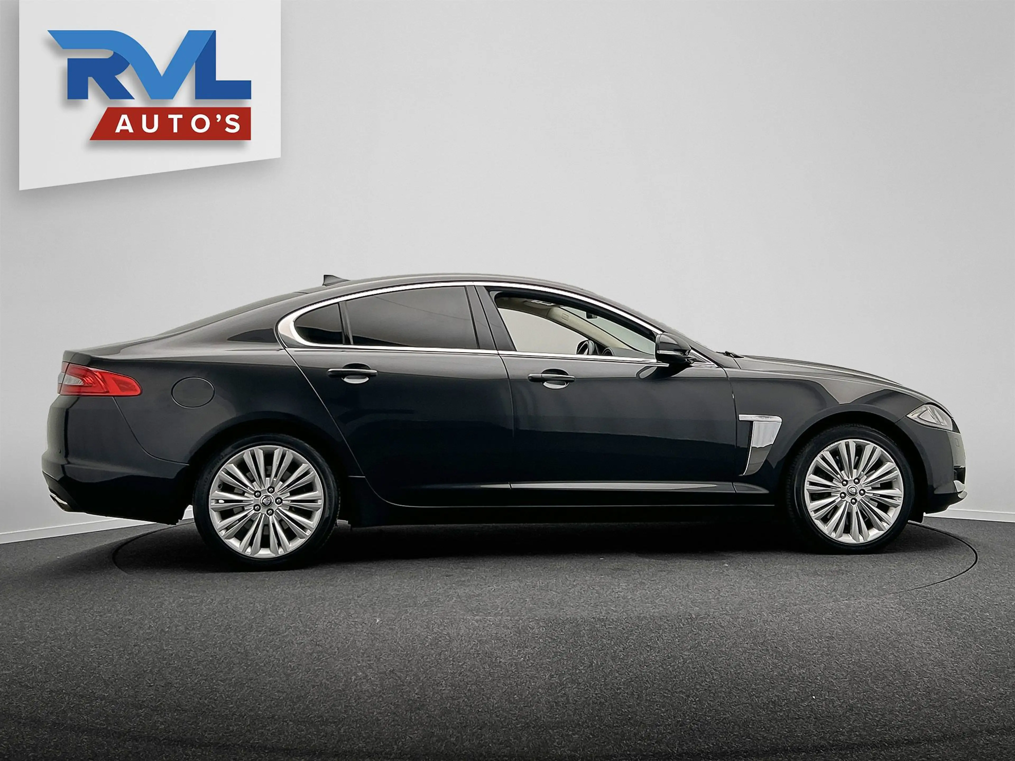 Jaguar XF 3.0 V6 AWD Premium Business Edition 340PK |Leder | — photo 21
