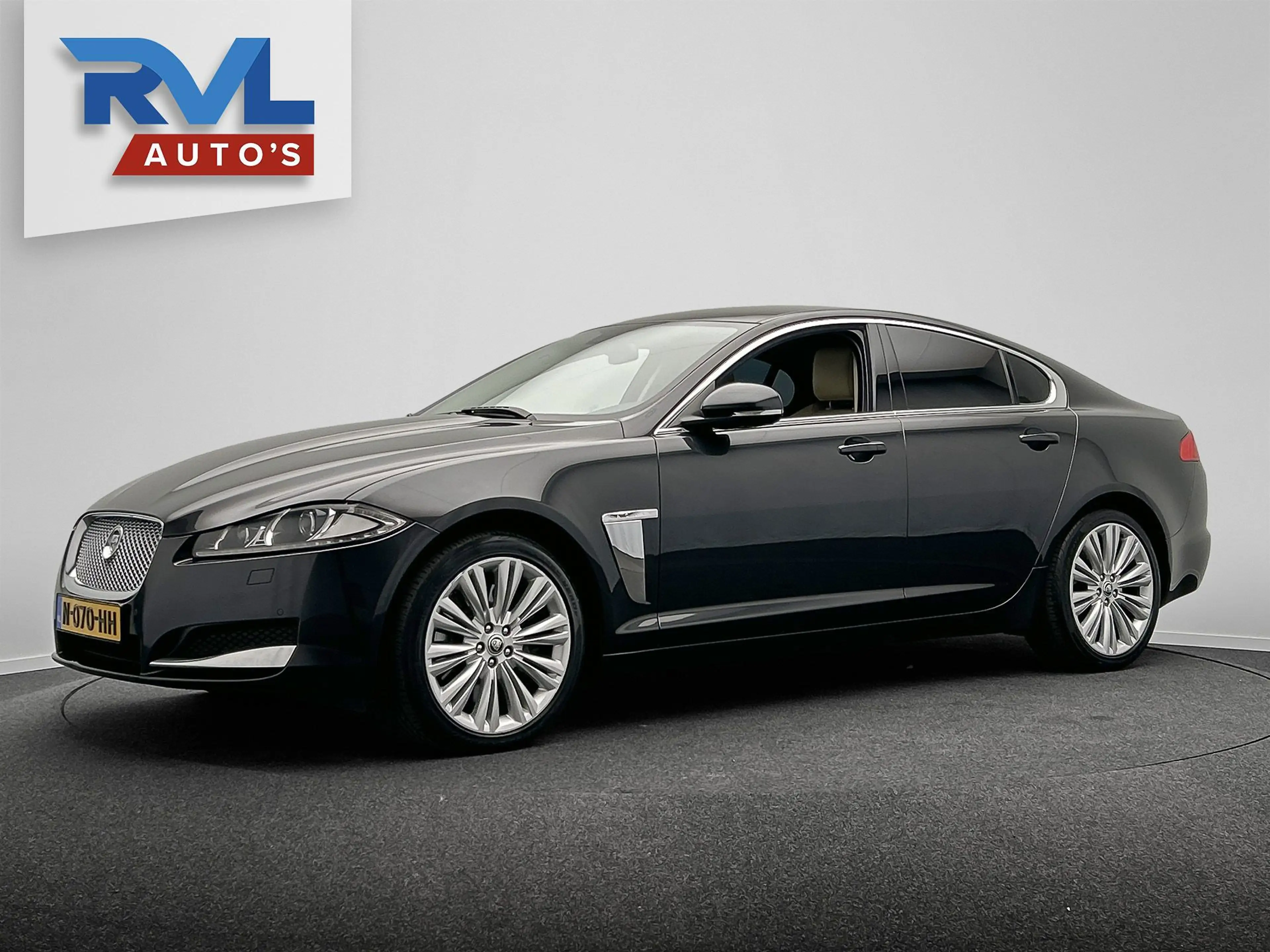 Jaguar XF 3.0 V6 AWD Premium Business Edition 340PK |Leder | — photo 16
