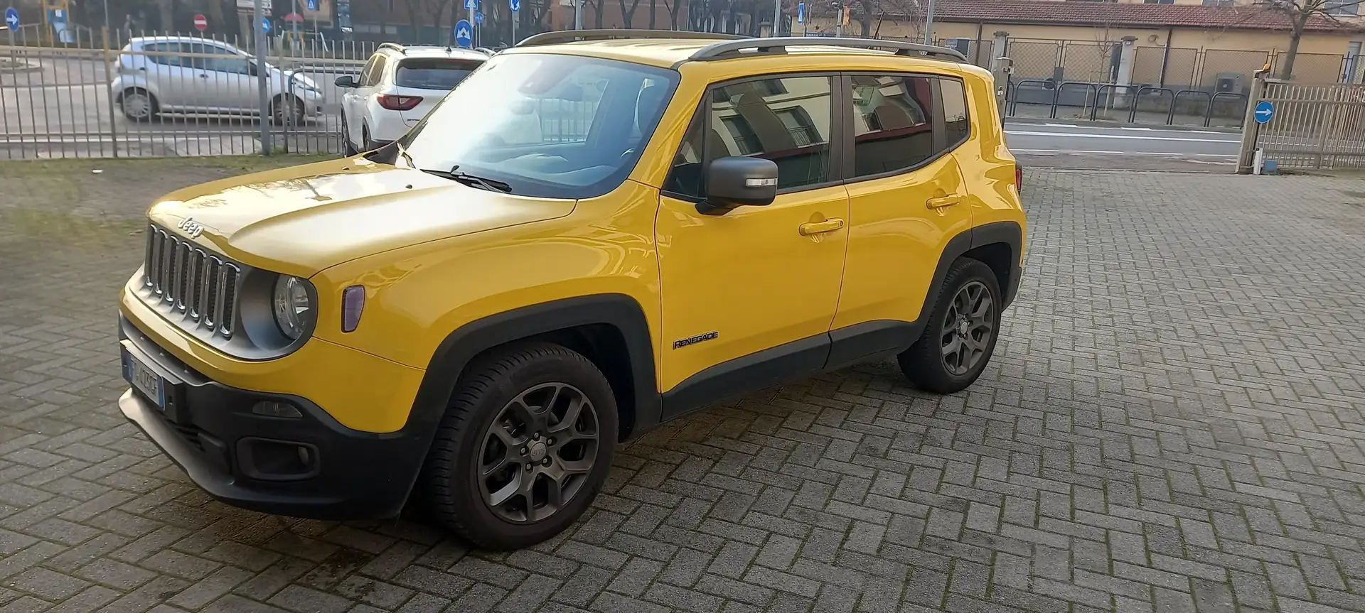 Jeep Renegade 1.6 mjt Limited fwd 120cv edition Giallo - 2
