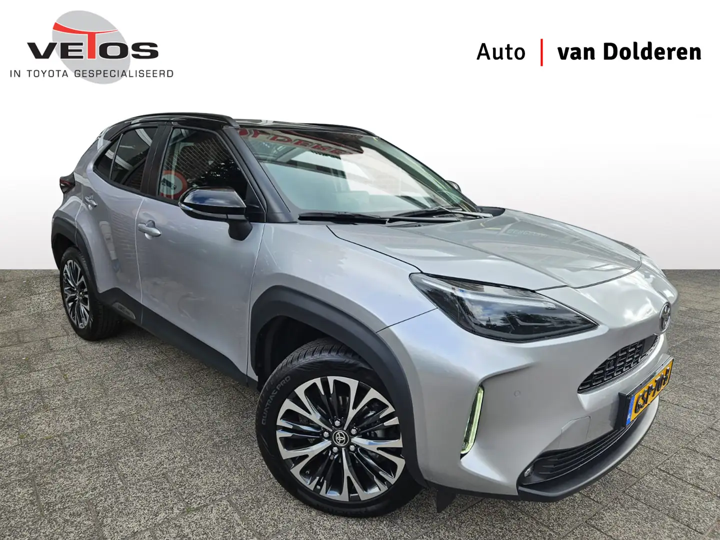 Toyota Yaris Cross 1.5 Hybrid 130 Executive NL-auto Premium pack Grijs - 1