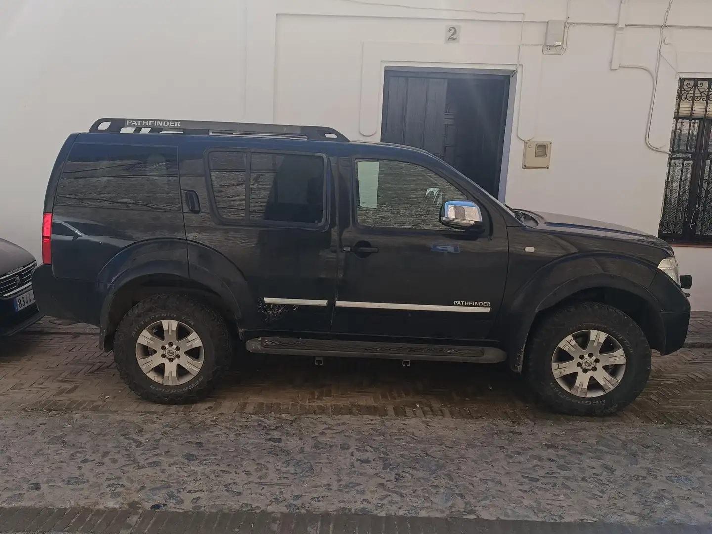 Nissan Pathfinder Pathfinder 2.5dCi LE LE Negro - 1