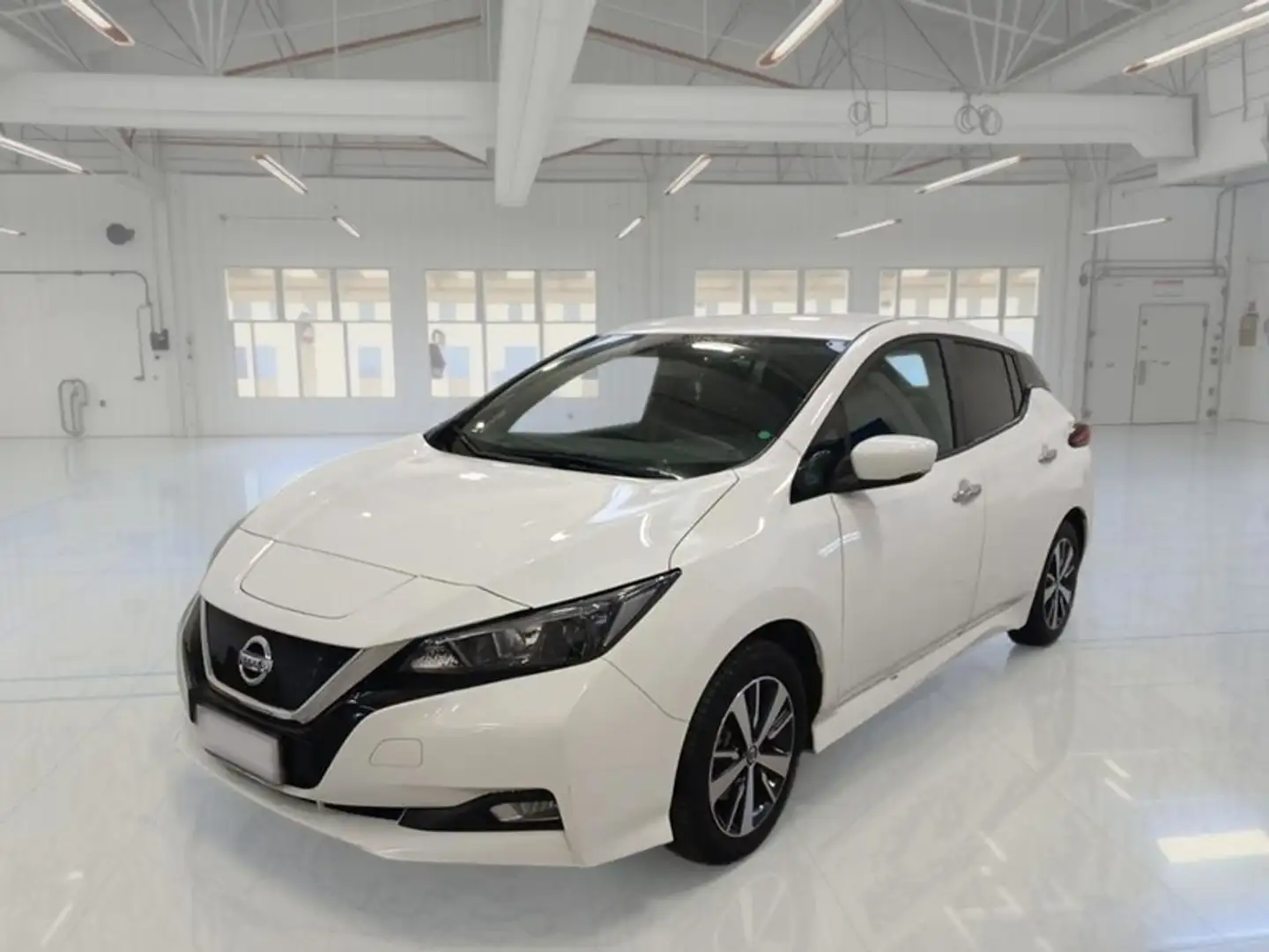 Nissan Leaf Acenta 40KWh 5 PORTE - 1