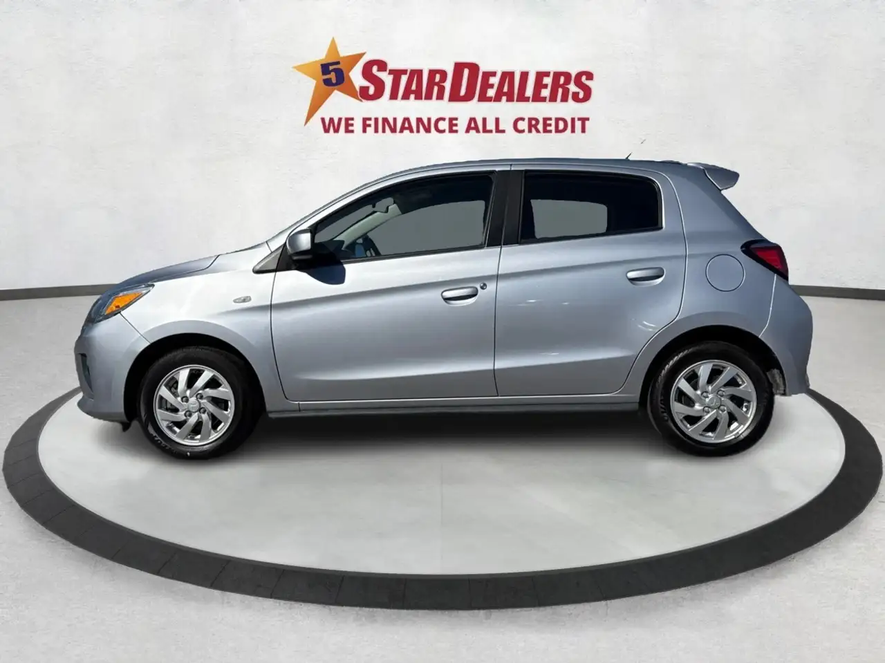 Mitsubishi Mirage снимка Mitsubishi Mirage