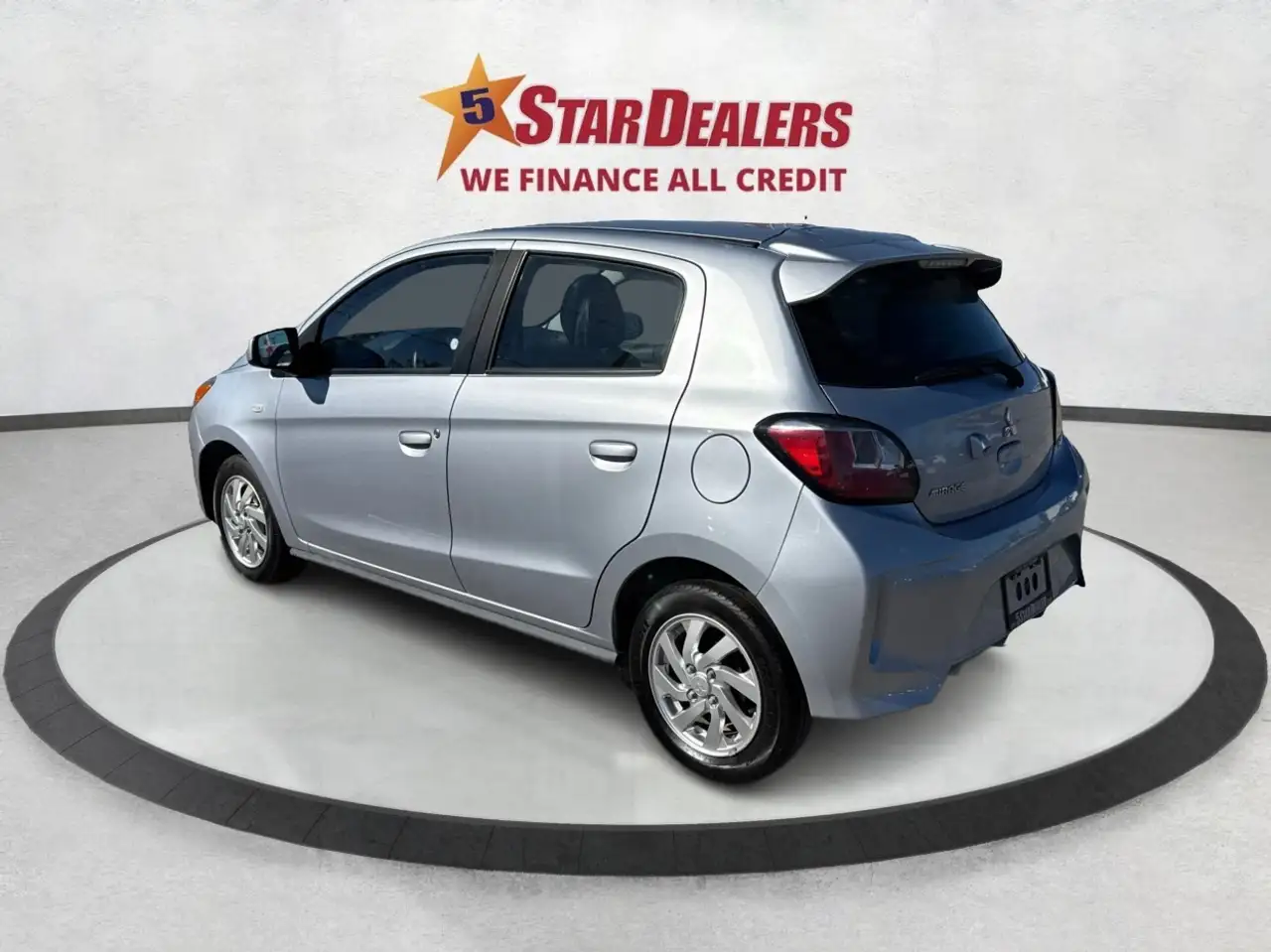 Mitsubishi Mirage снимка Mitsubishi Mirage