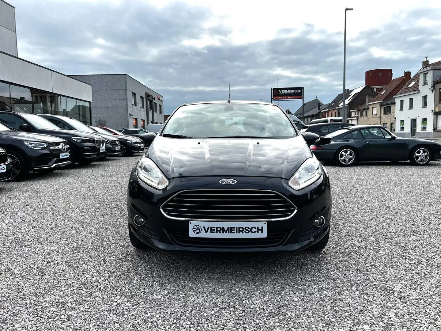 Ford Fiesta Fiesta 1.0 Titanium*AIRCO*MISTLAMPEN*BENZINE* Noir - 2