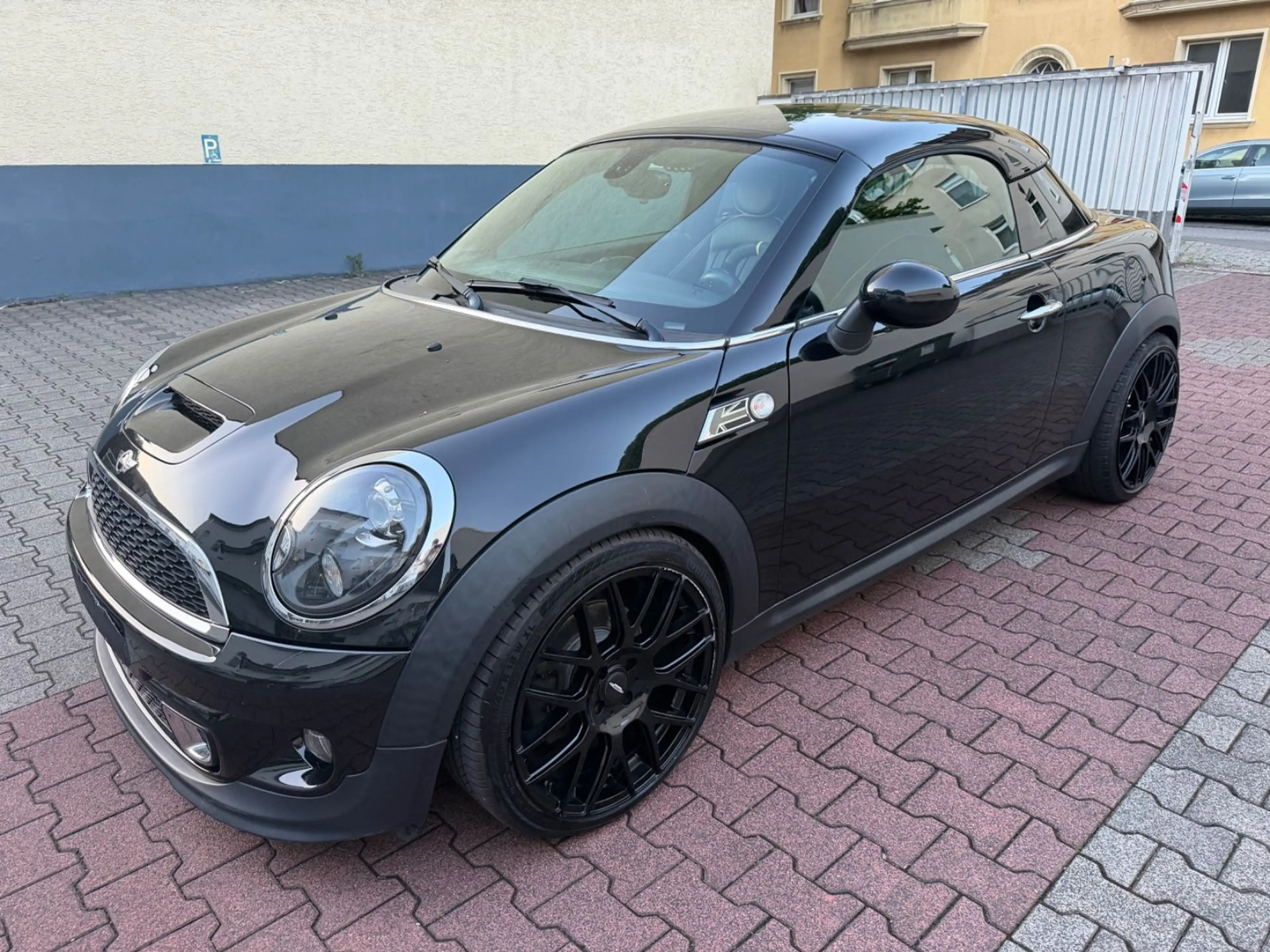 MINI Cooper SD COOPER SD Coupé ( Navi / Xenon / Leder / SHZ )