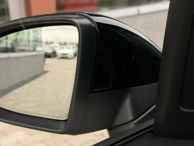 Volkswagen Touran view 27