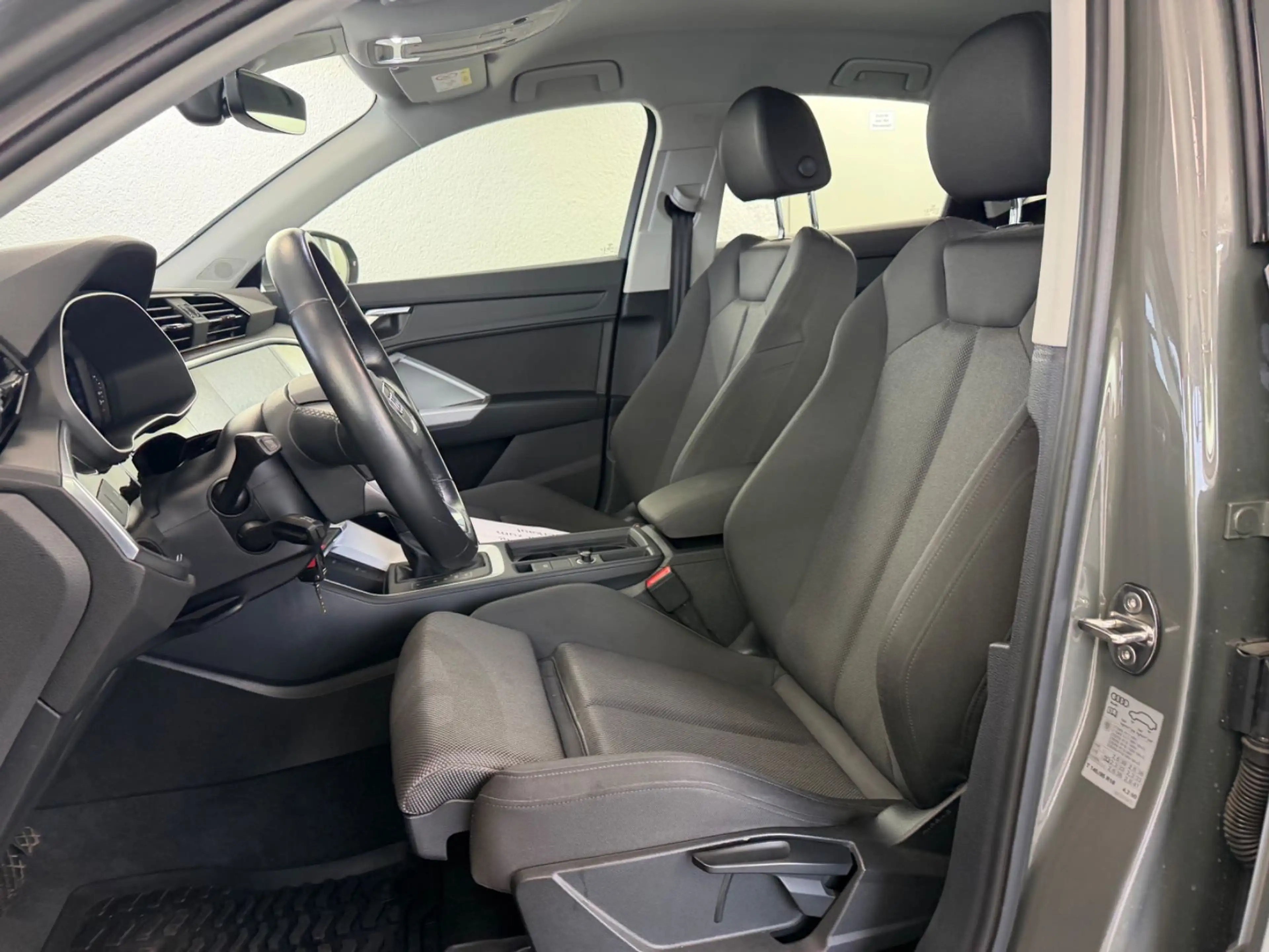 Audi Q3 Sportback 35 TFSI | NAVI | LED | SHZ | SPUR — photo 10