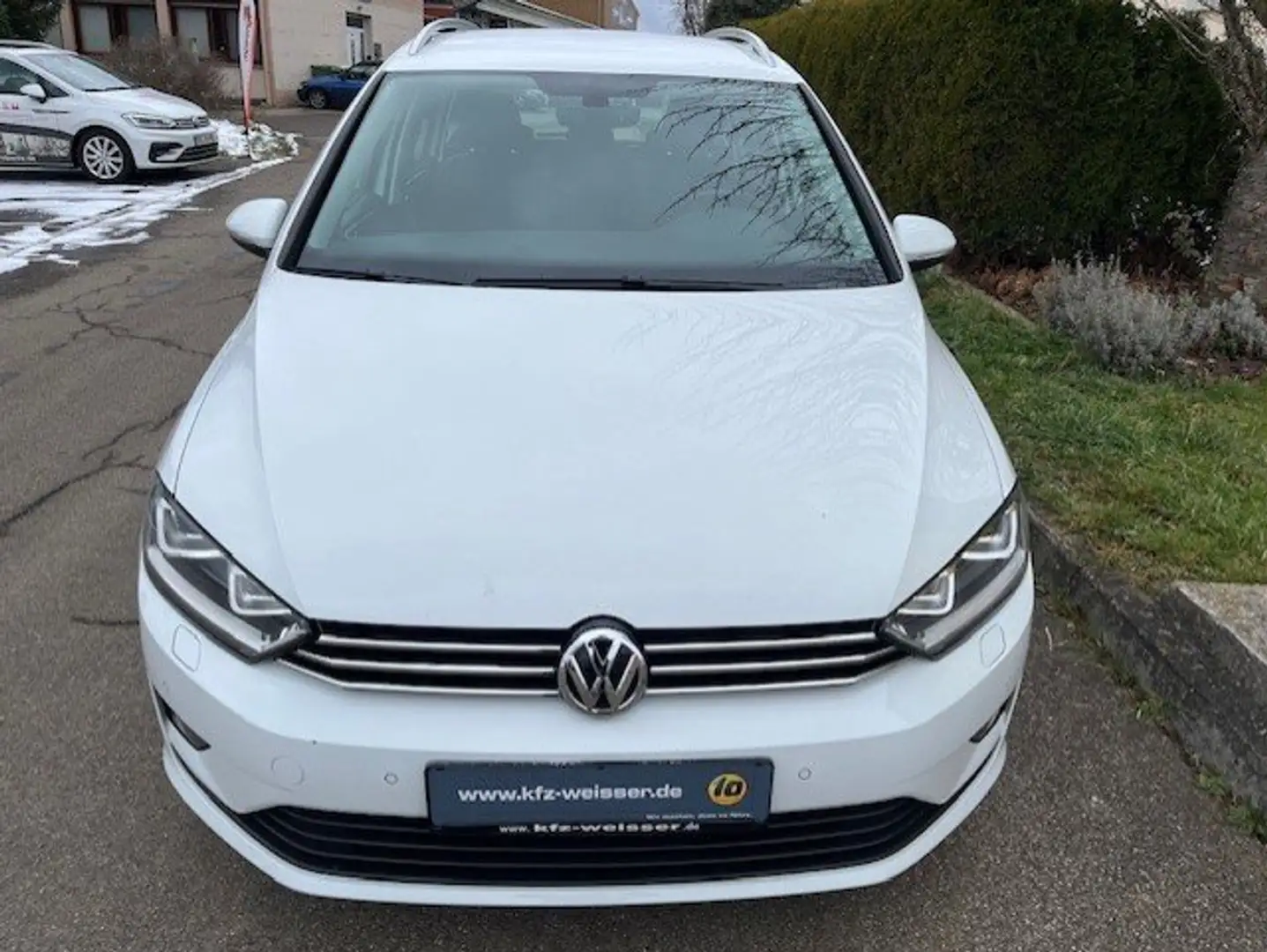 Volkswagen Golf Sportsvan Comfortline 1. Hand guter Zustand Weiß - 2