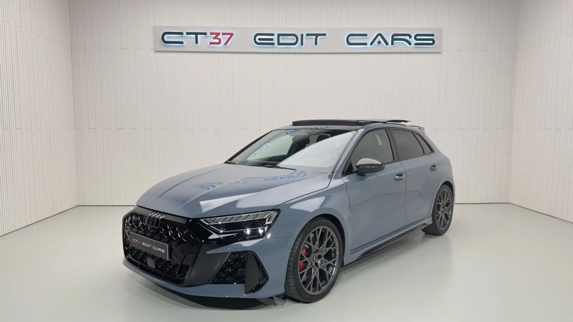 Audi RS3 Sportback quattro S tronic 294kW Gris - 2