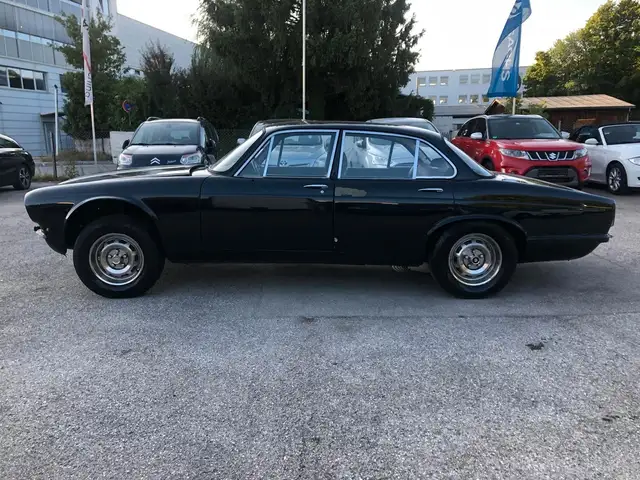 Jaguar XJ6 4,2 Serie II, Automatik 3-Gang, (SWB)