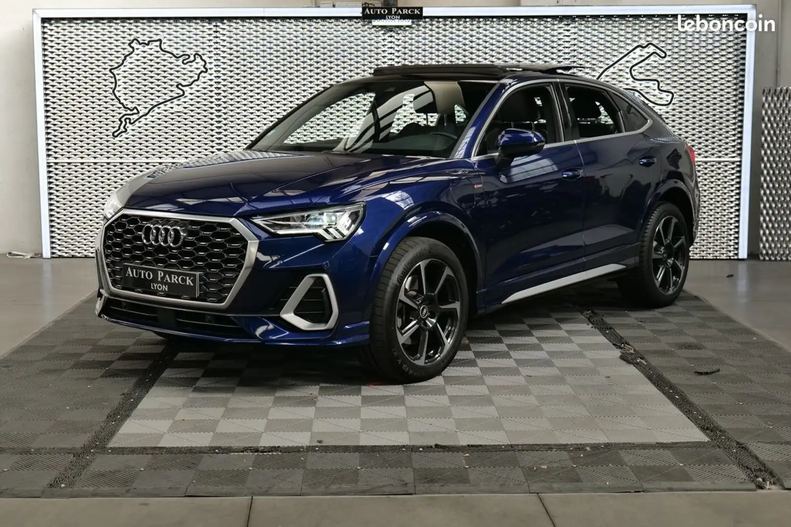 Audi Q3 45 TFSIe 245CH S TRONIC LINE 1° MAIN FRANCAIS TVA  Bleu - 1