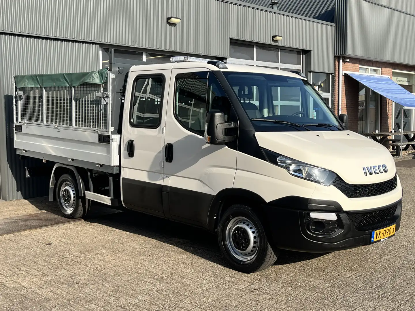 Iveco Daily 35S11D 2.3 DC 7 persoons 3500kg trekgewicht Airco Wit - 1
