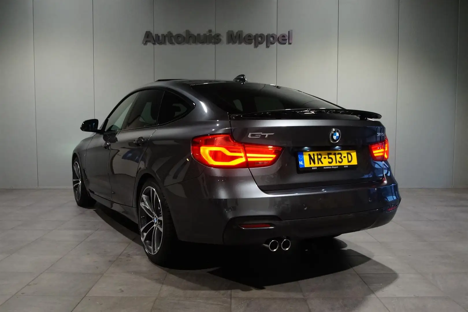 BMW 320 320i Gran Turismo M-Sport/// | LED | PDC | Panoram Grau - 2