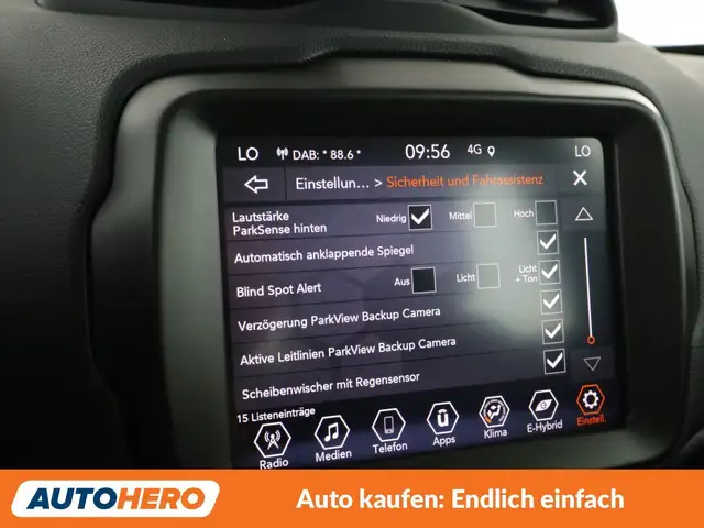 Jeep Renegade view 26