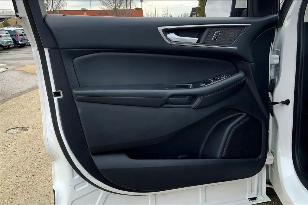 Ford Edge снимка Ford Edge
