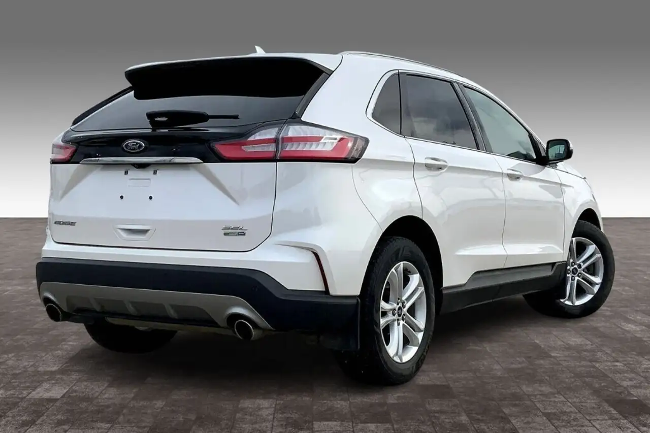 Ford Edge снимка Ford Edge