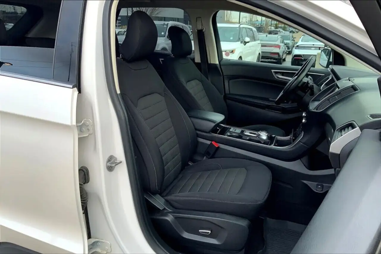 Ford Edge снимка Ford Edge
