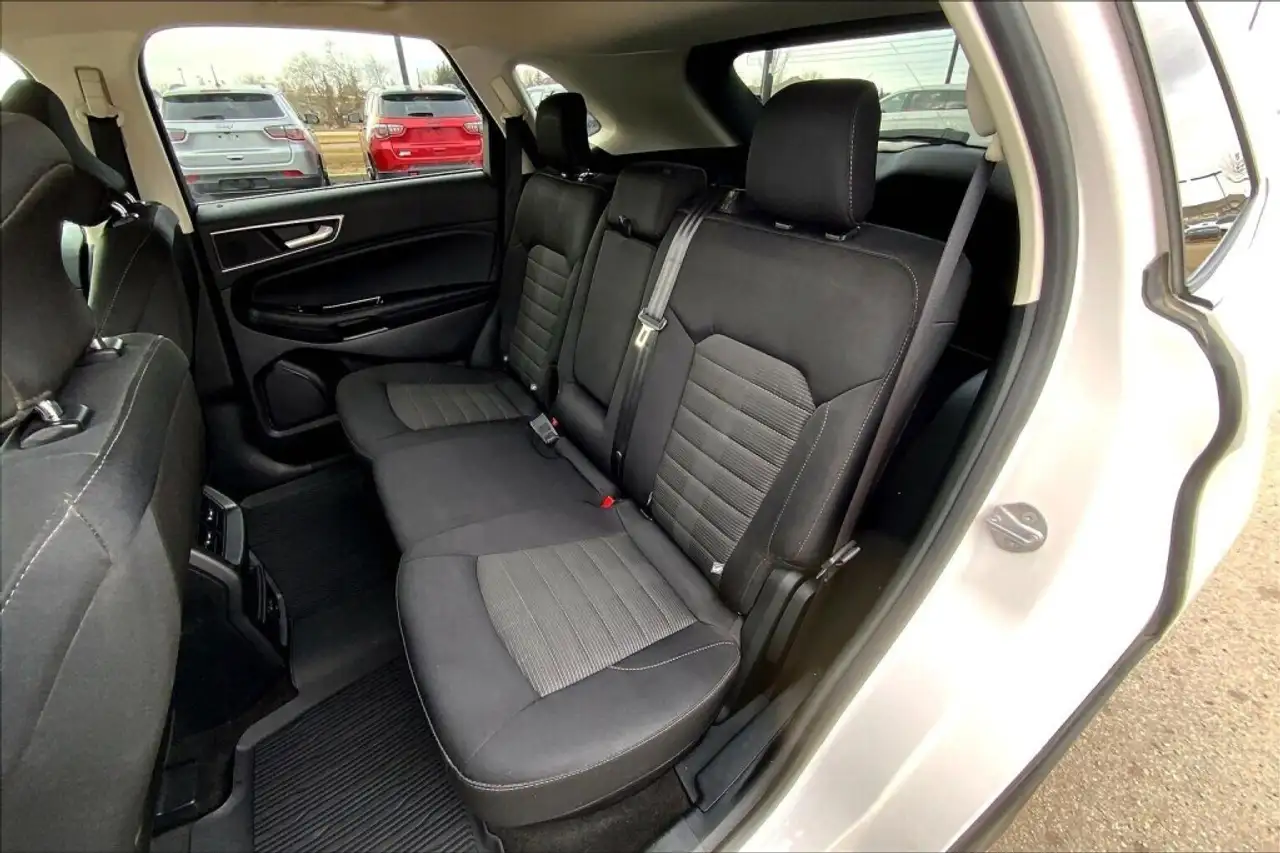 Ford Edge снимка Ford Edge
