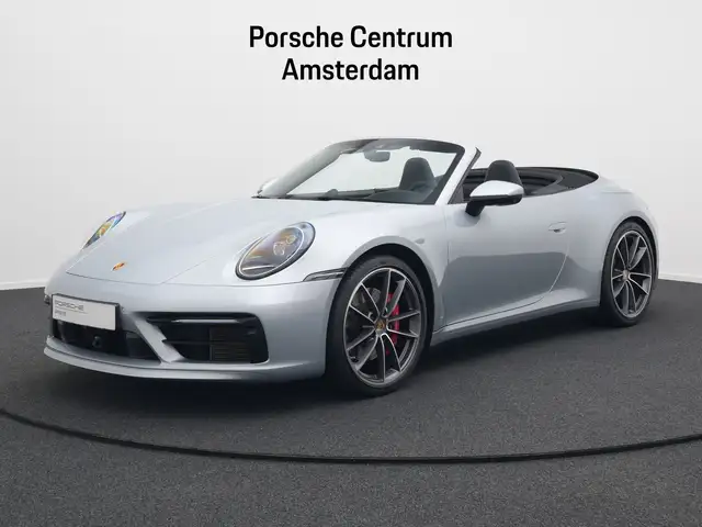 Porsche 992 Carrera 4S Cabriolet