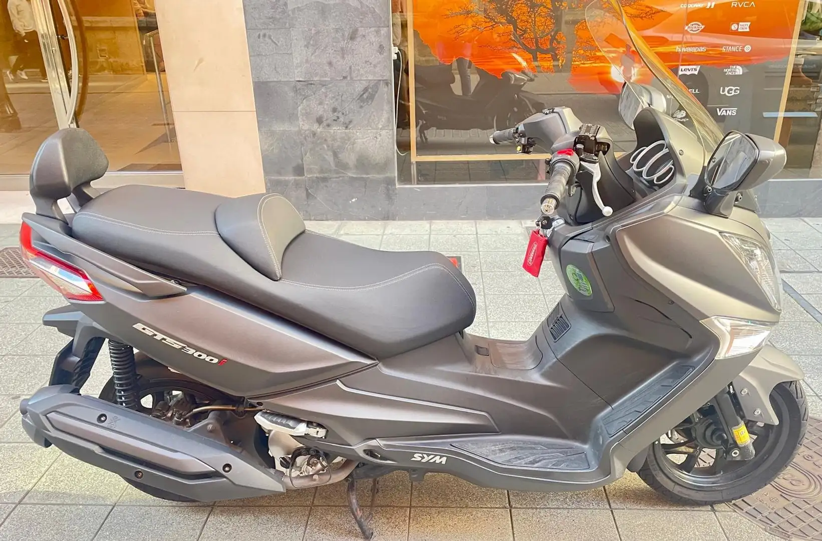 SYM Joymax 300 Joymax 300I GTS Noir - 1