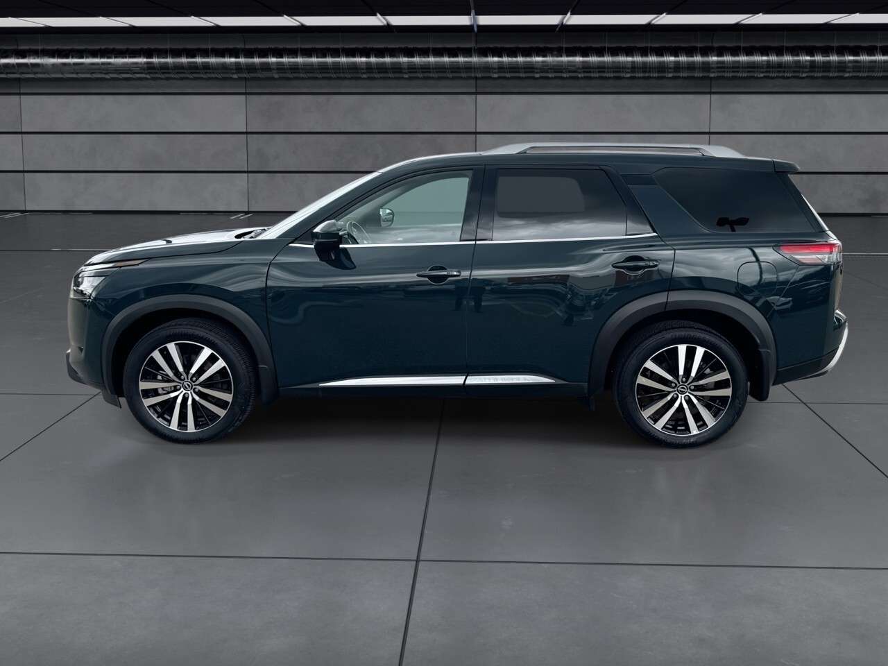 2025 Nissan Pathfinder Platinum 4WD — photo 1