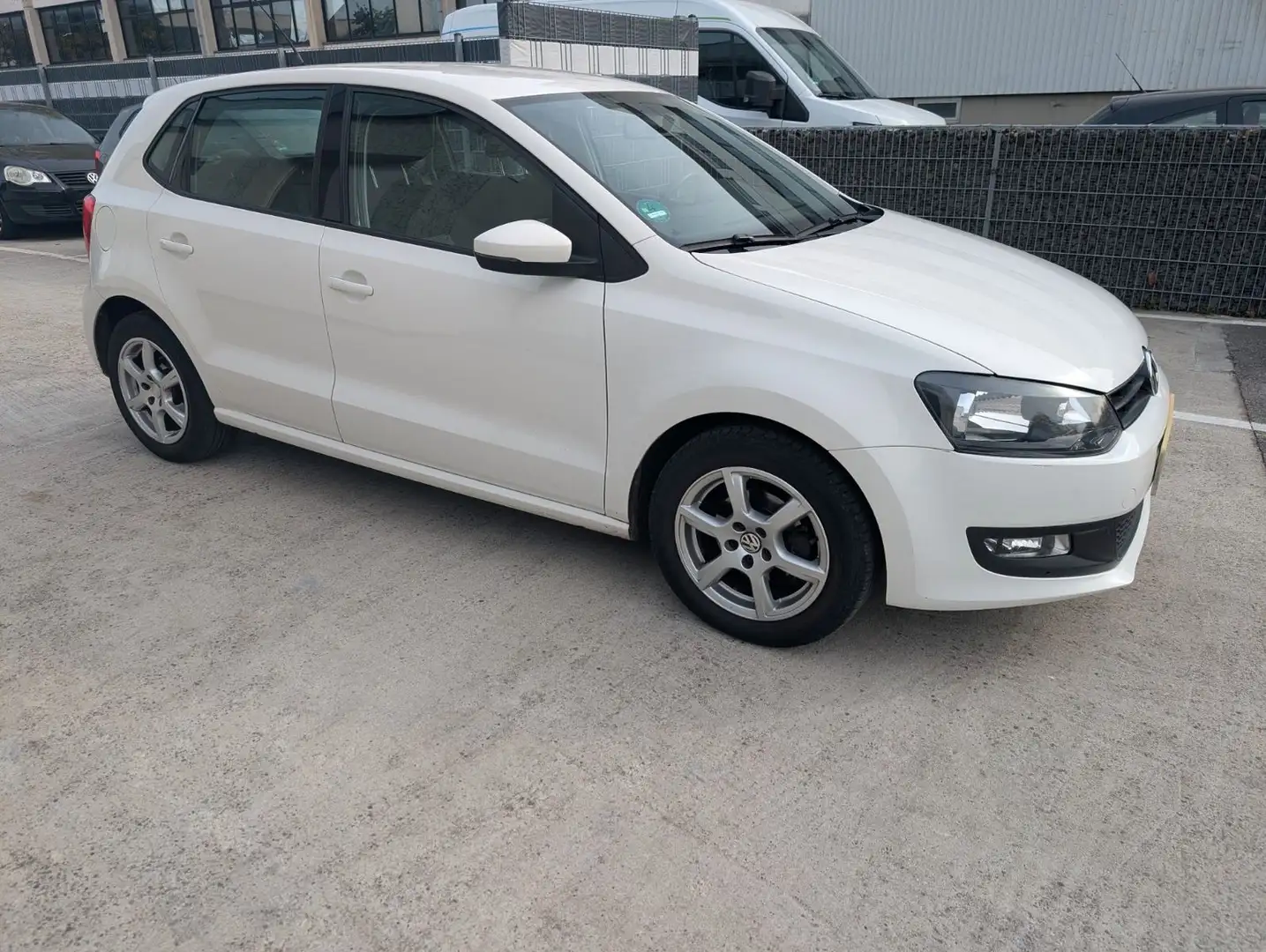 Volkswagen Polo V Match 1.2 TSI Blanc - 1