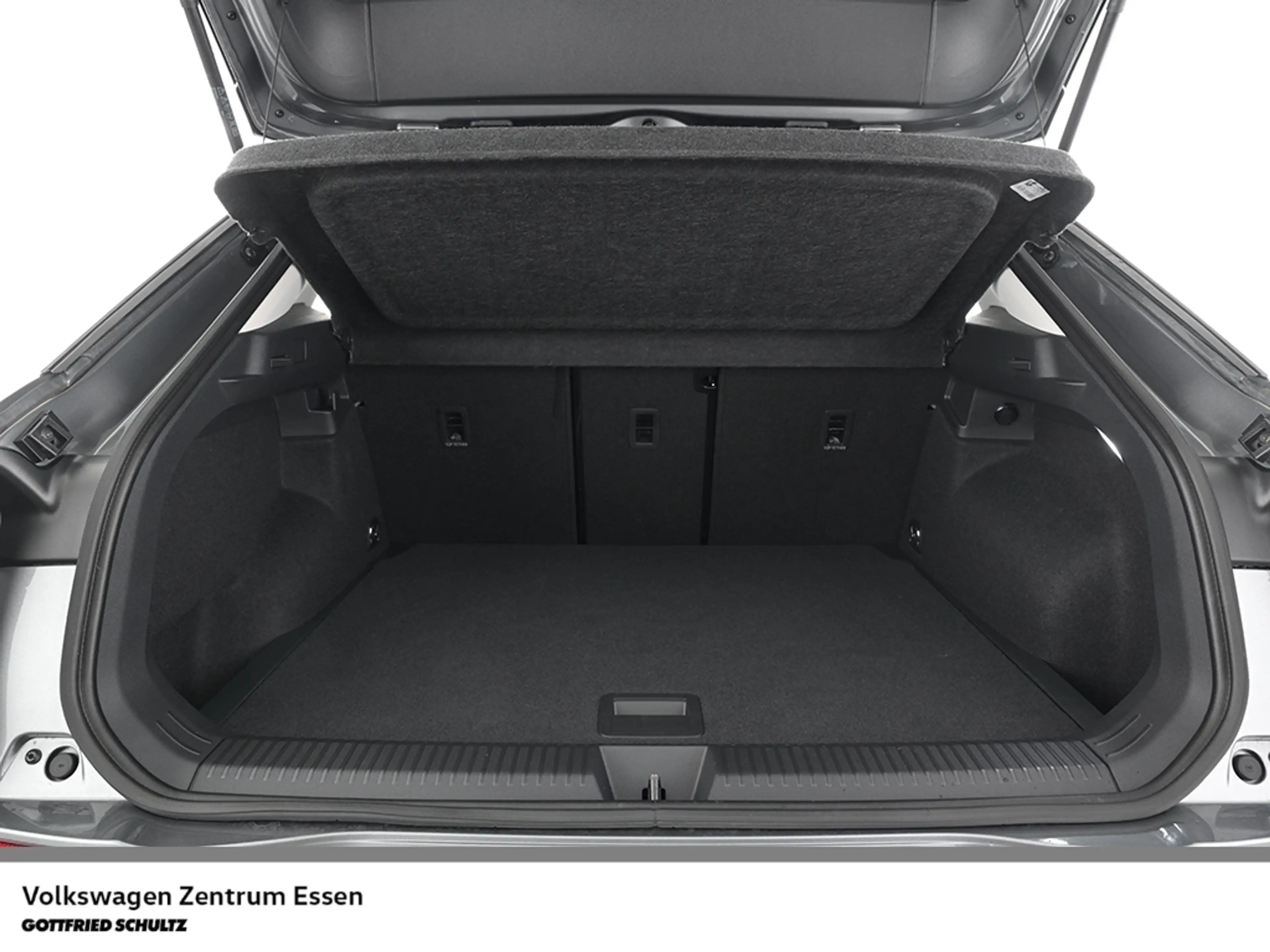 Volkswagen T-Roc Life 1.5 l eTSI DSG LED Rückfahrkamera SHZ — photo 8