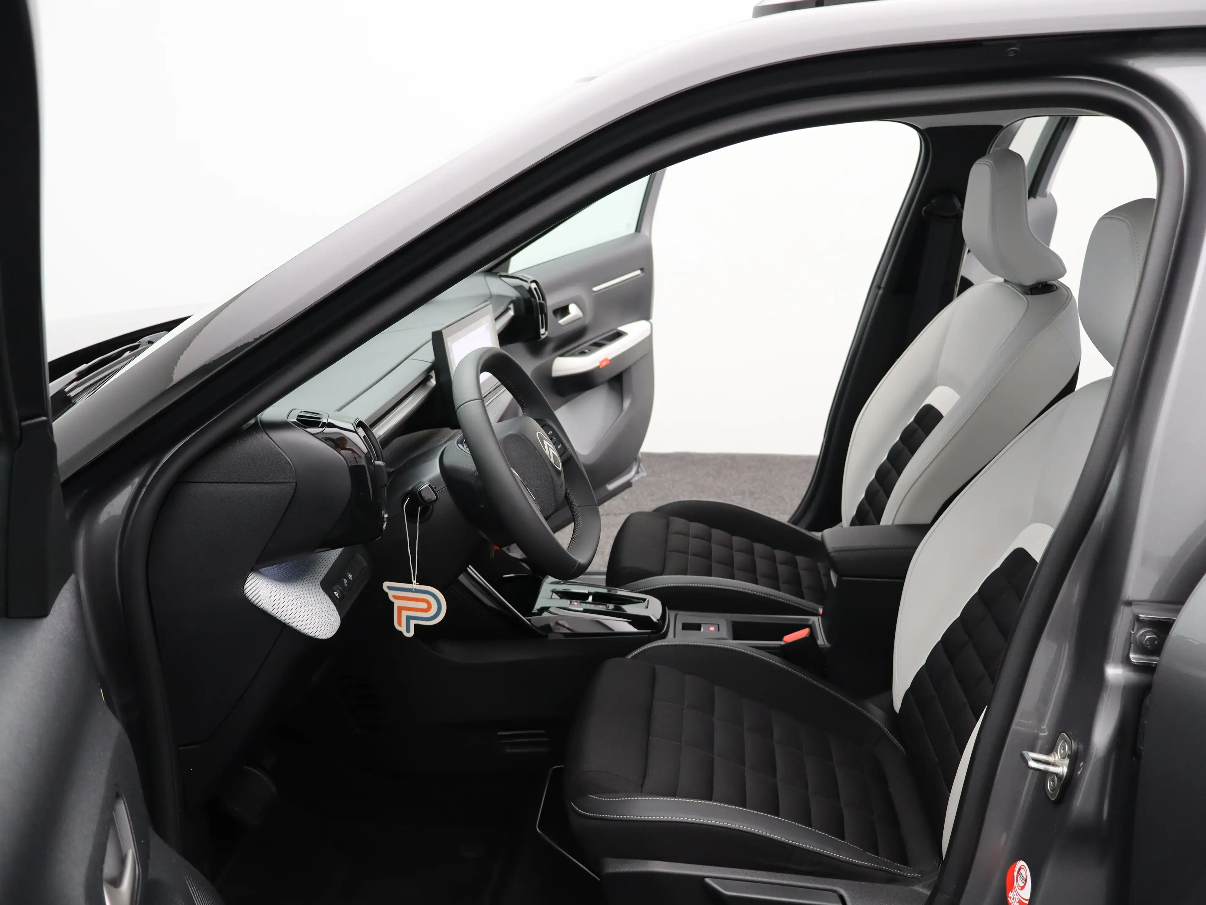 Citroen C3 Aircross ë-C3 Max 113pk 44 kWh | Navigatie | Camera | Clima — photo 11