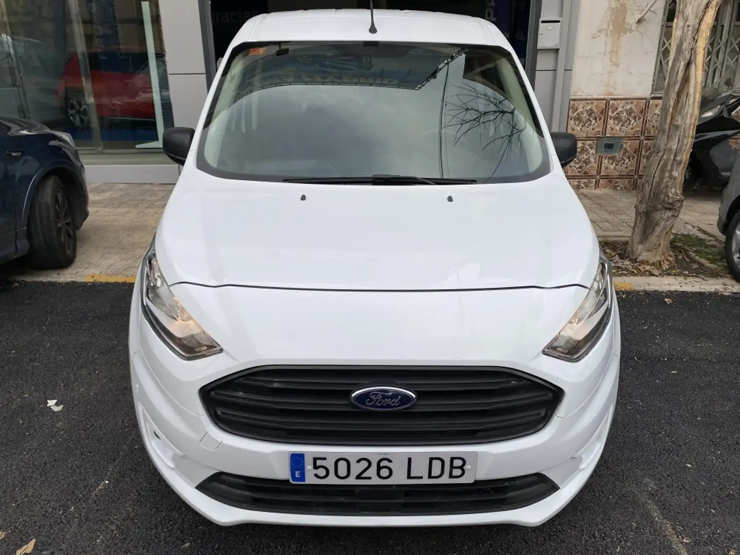 Ford Connect Comercial FT 220 Kombi S&S B. Corta L1 Tre Bianco - 2