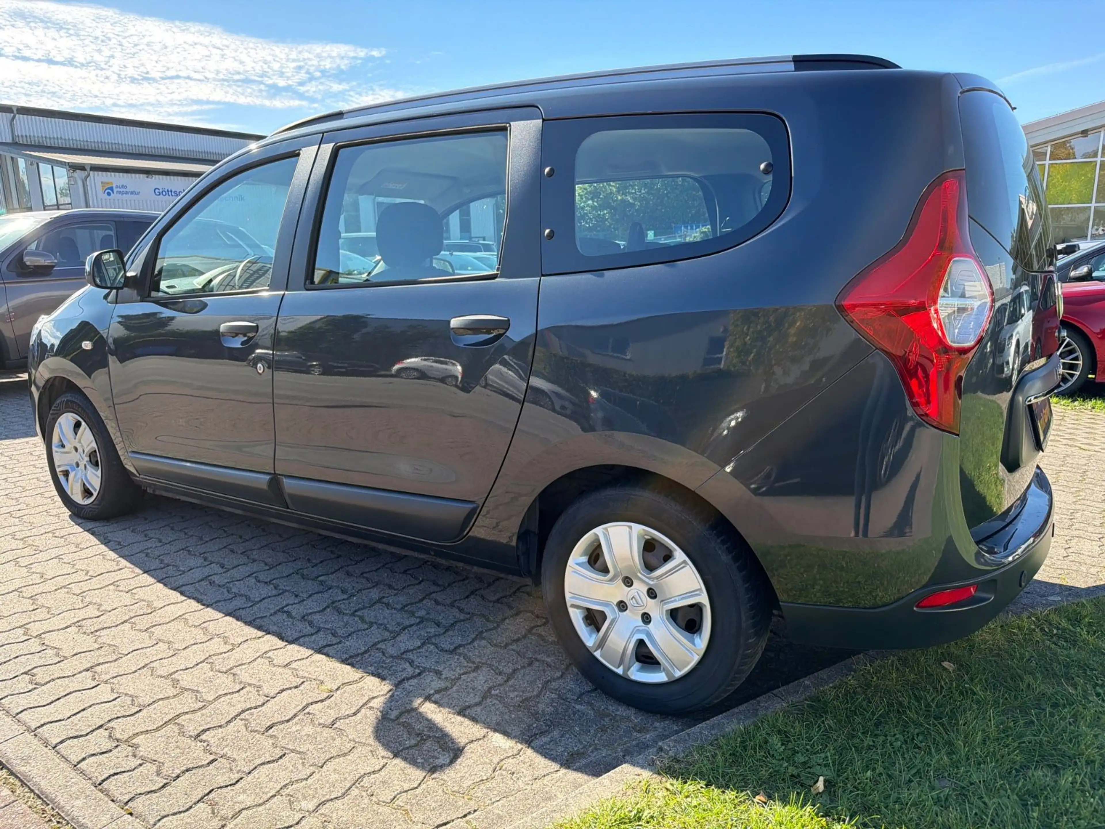 Dacia Lodgy Comfort 1.5 TEMP/PDC/KLIMA — photo 6