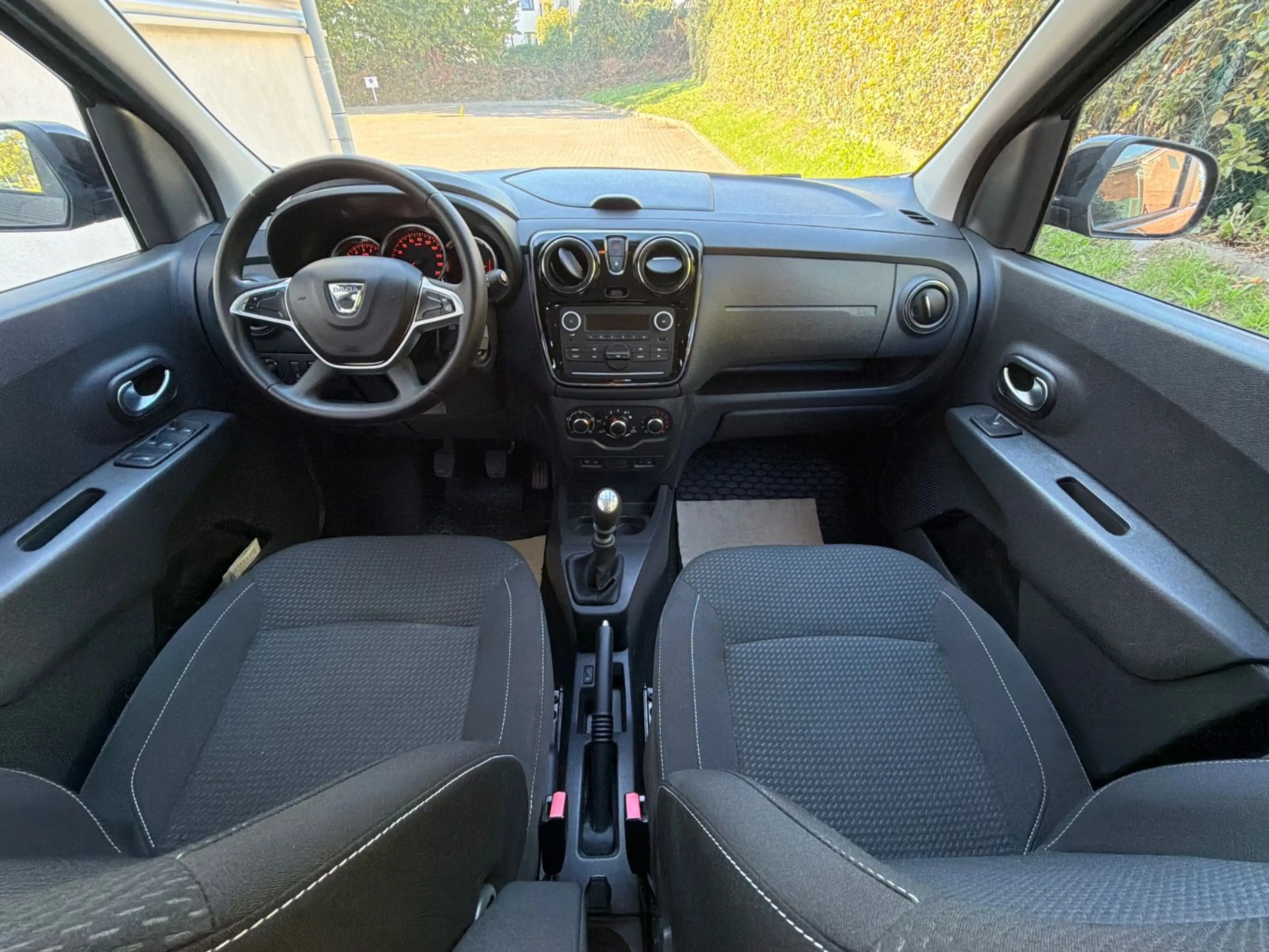 Dacia Lodgy Comfort 1.5 TEMP/PDC/KLIMA — photo 10