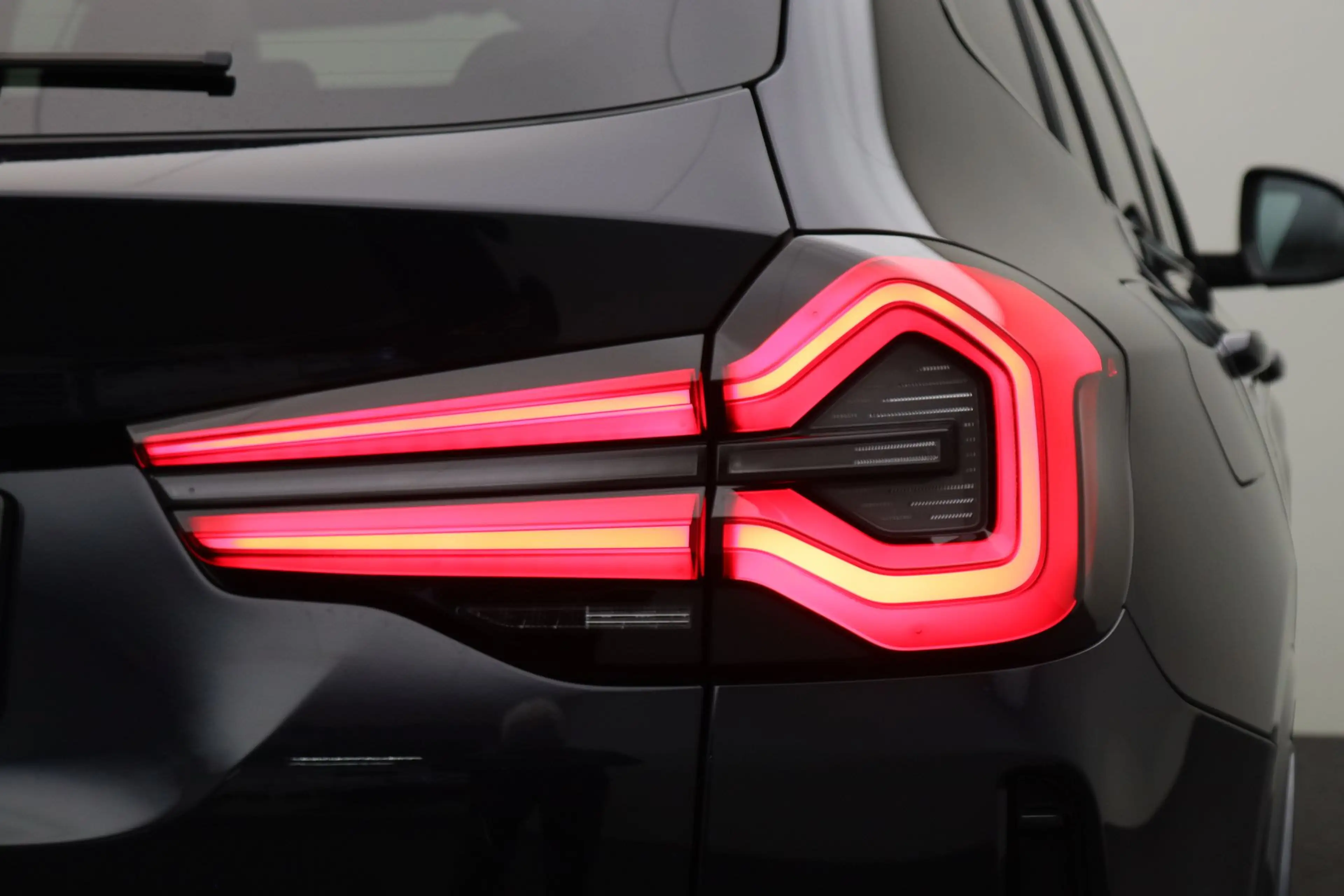 BMW iX3 High Executive 80 kWh | BMW Head-Up Display |  Dri — photo 7