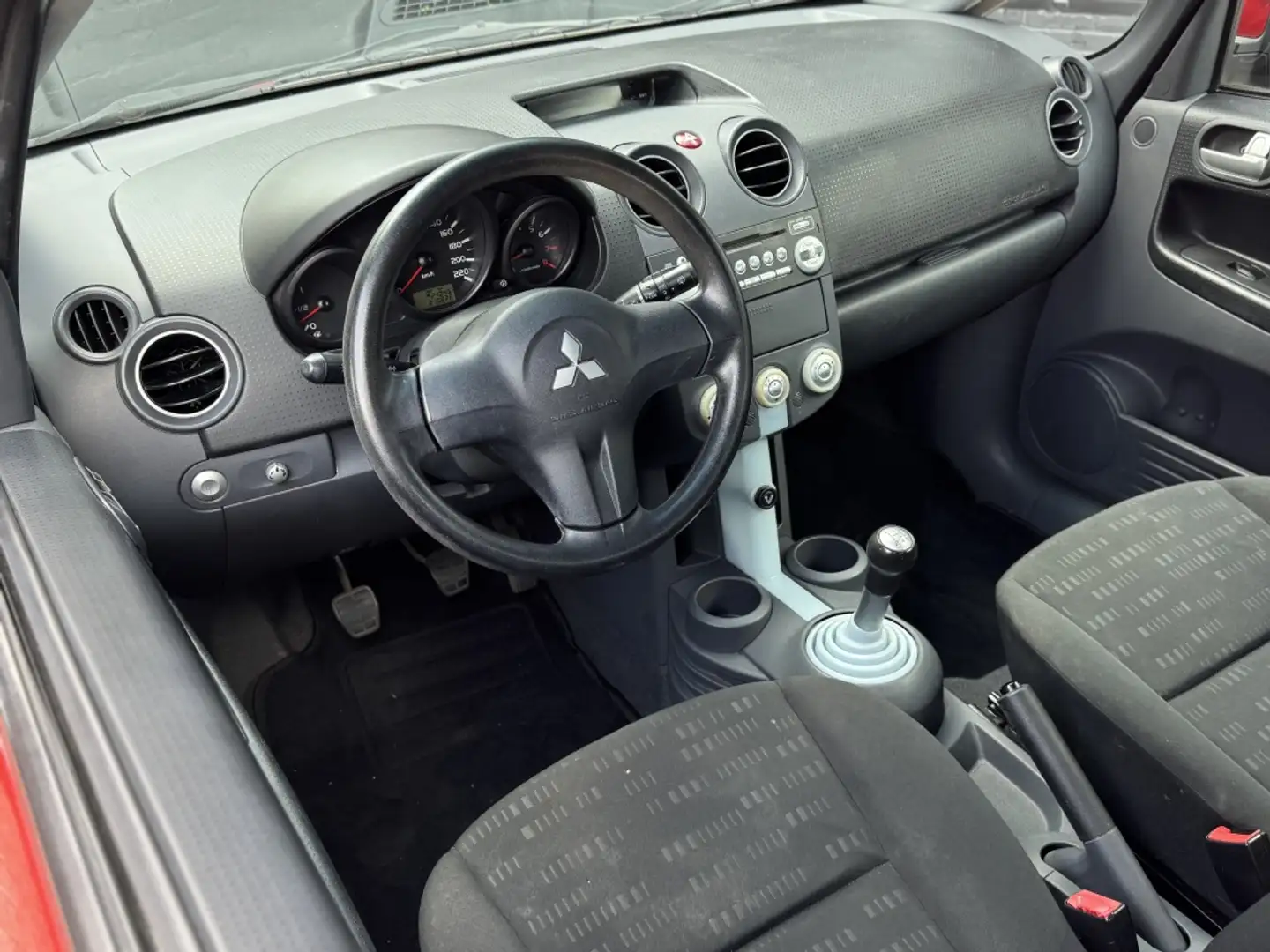 Mitsubishi Colt 1.3 Invite Airco Elek. Ramen Lmv Nap Rouge - 2