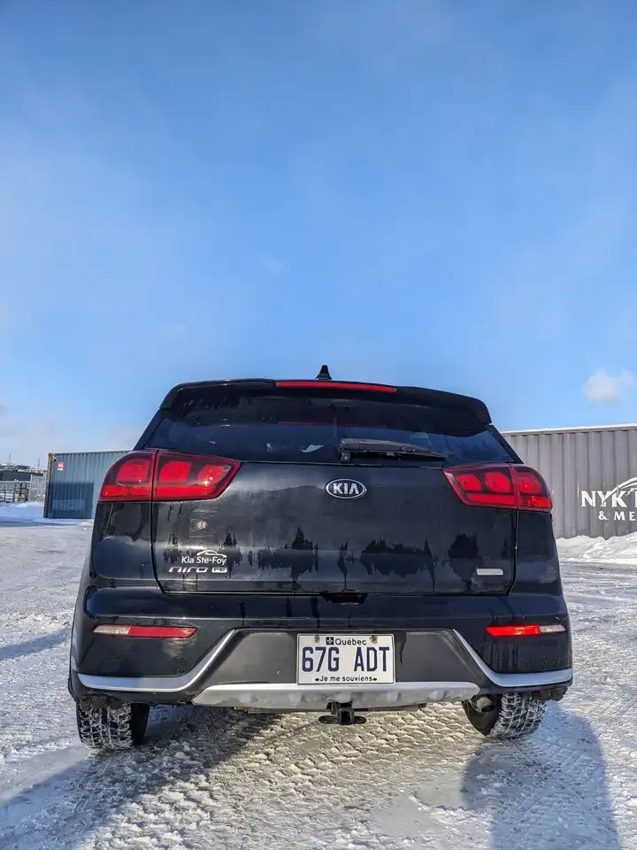 Kia Niro снимка Kia Niro