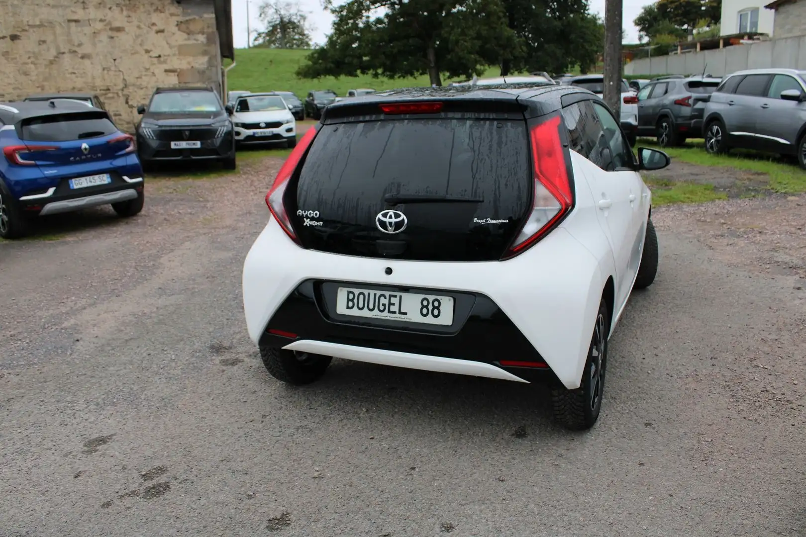 Toyota Aygo 1.0 VVT-I 72CH X-NIGHT 5P MY21 Blanc - 2