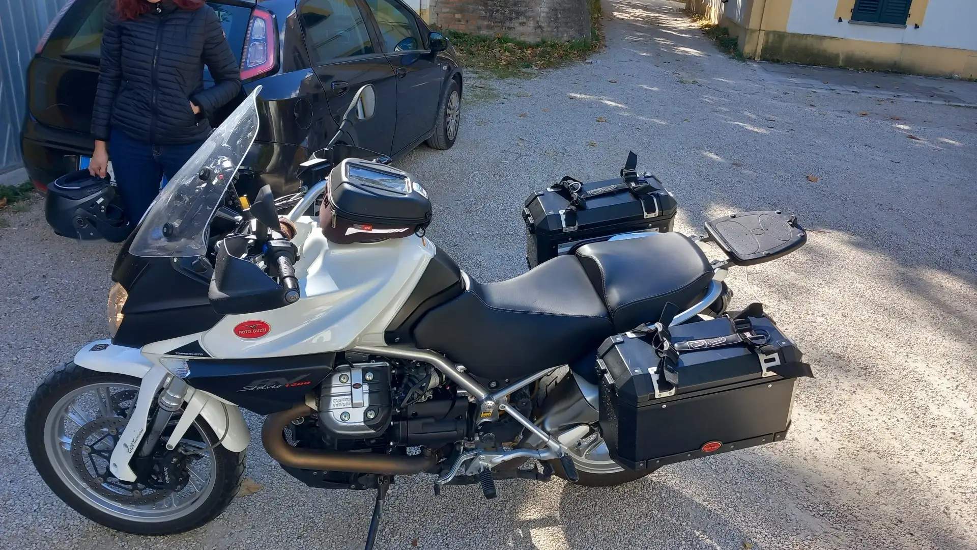 Moto Guzzi Stelvio 1200 Blanc - 1